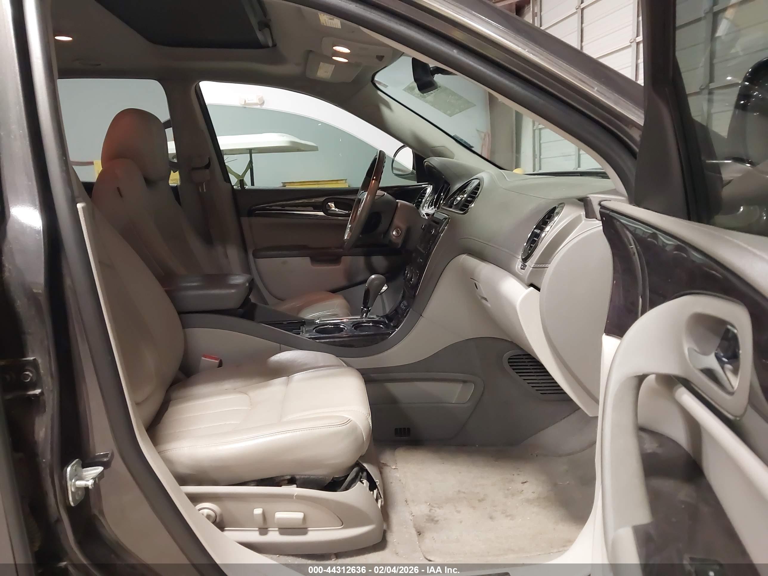 BUICK ENCLAVE image 5