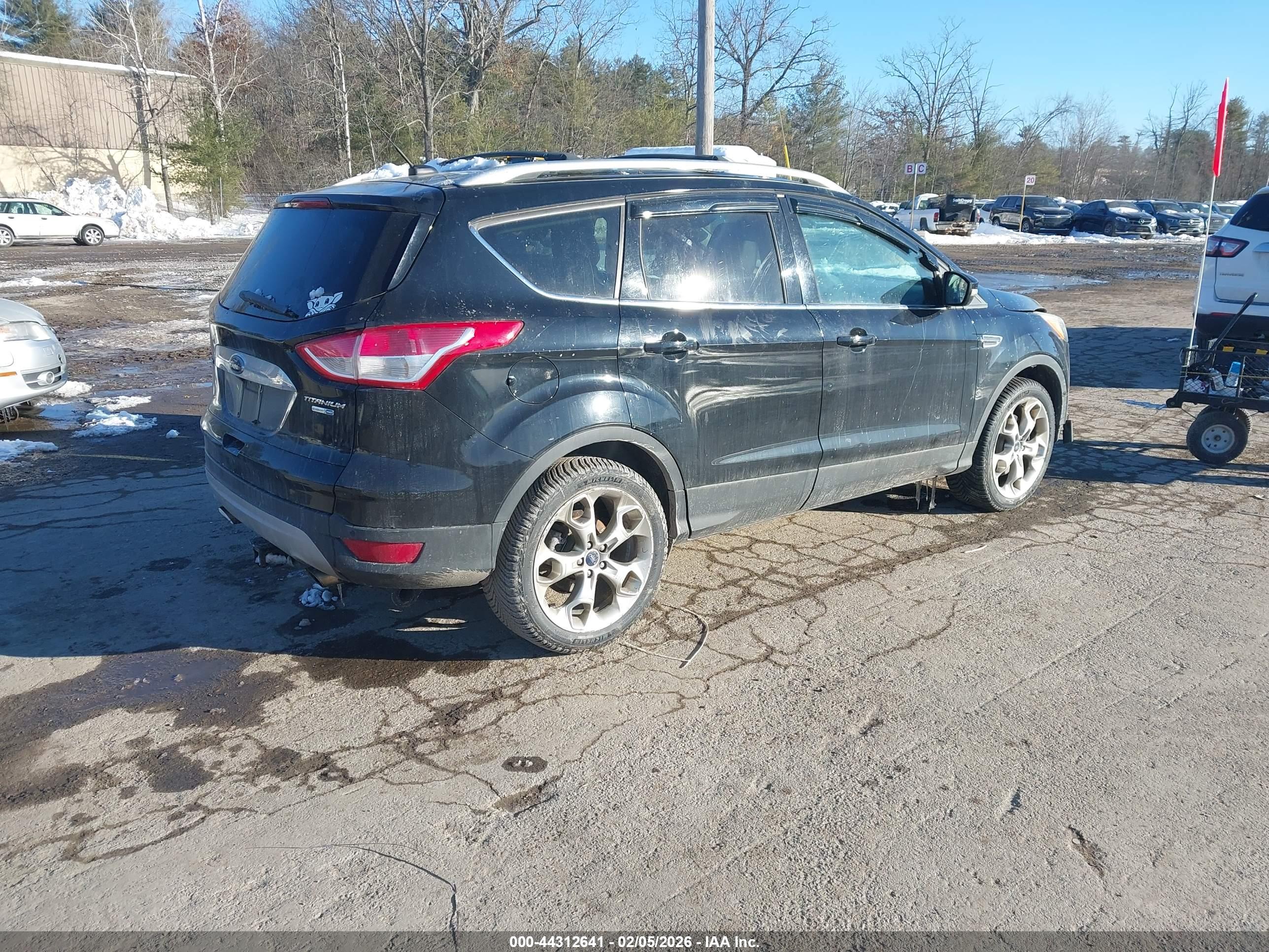 FORD ESCAPE image 4