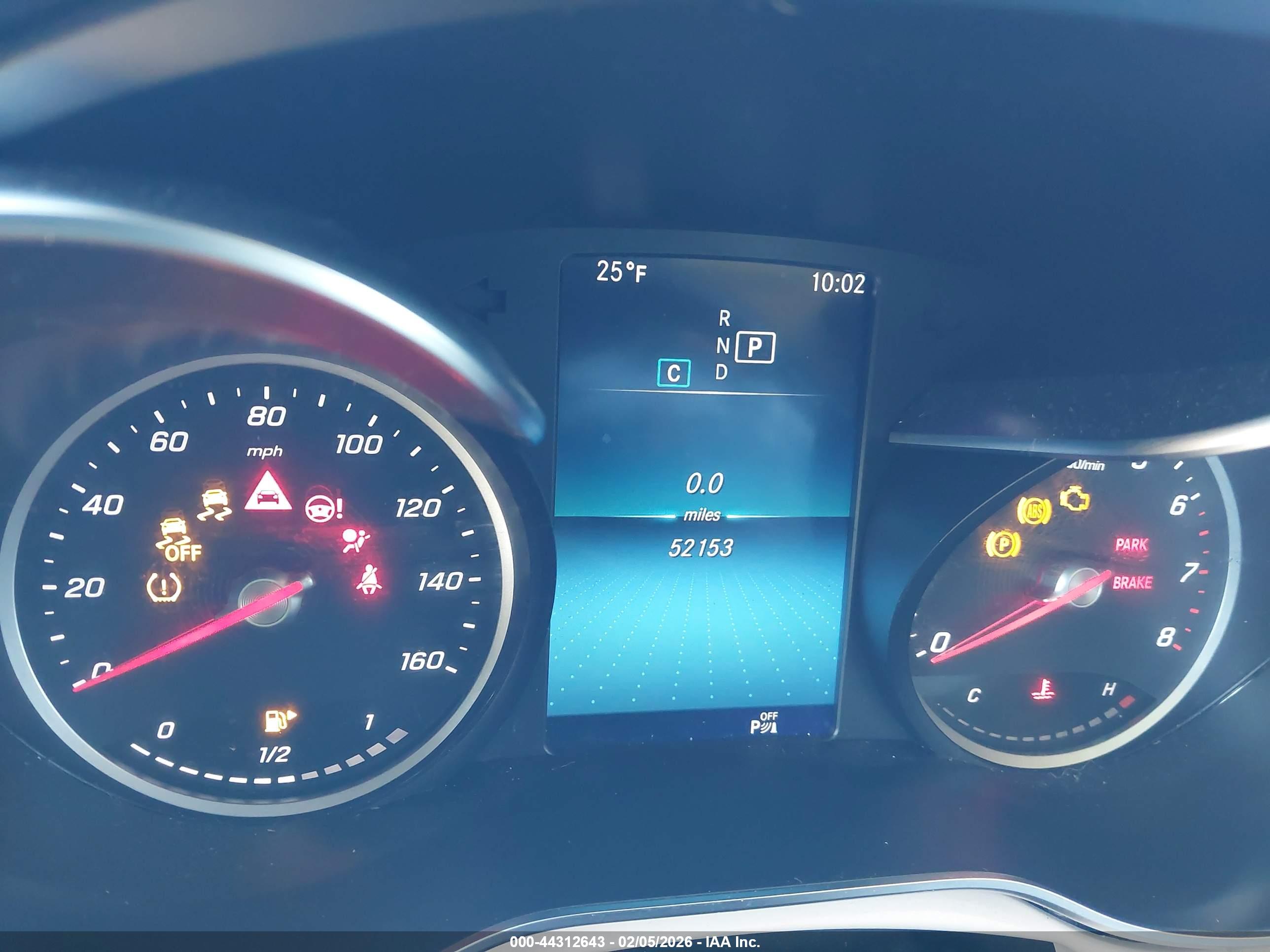 MERCEDES-BENZ GLC image 7