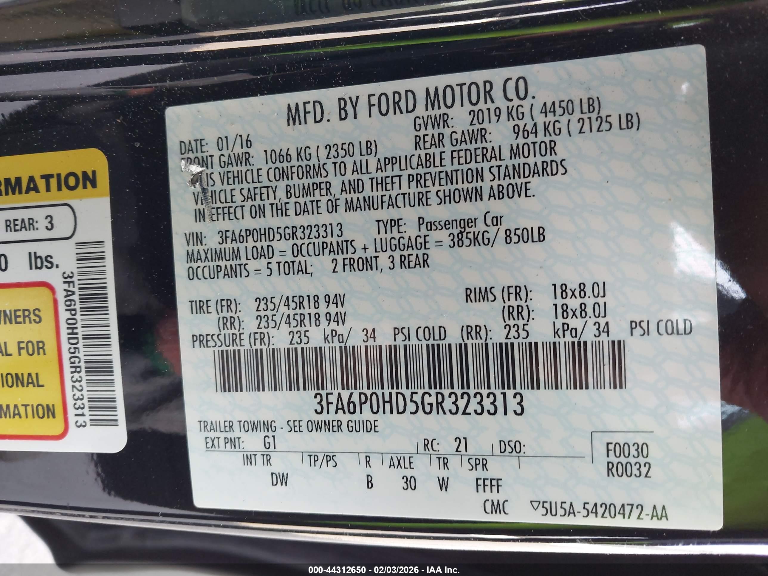 FORD FUSION image 9