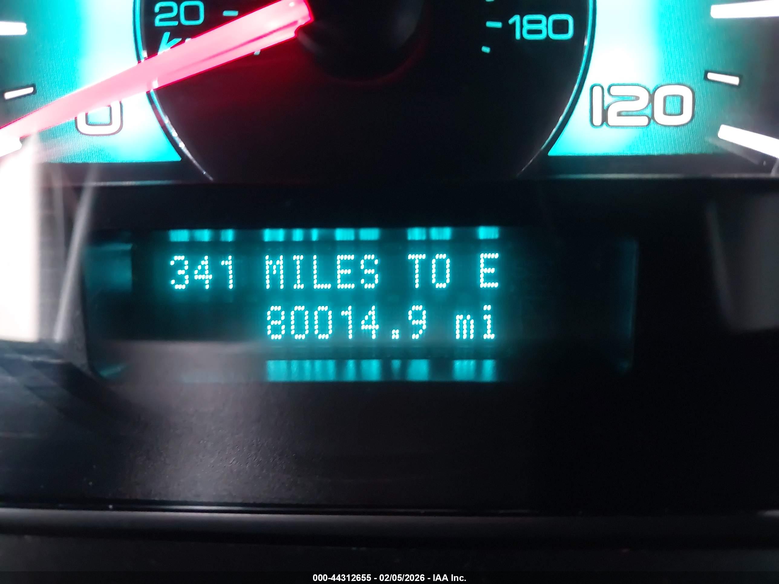 FORD FUSION image 7