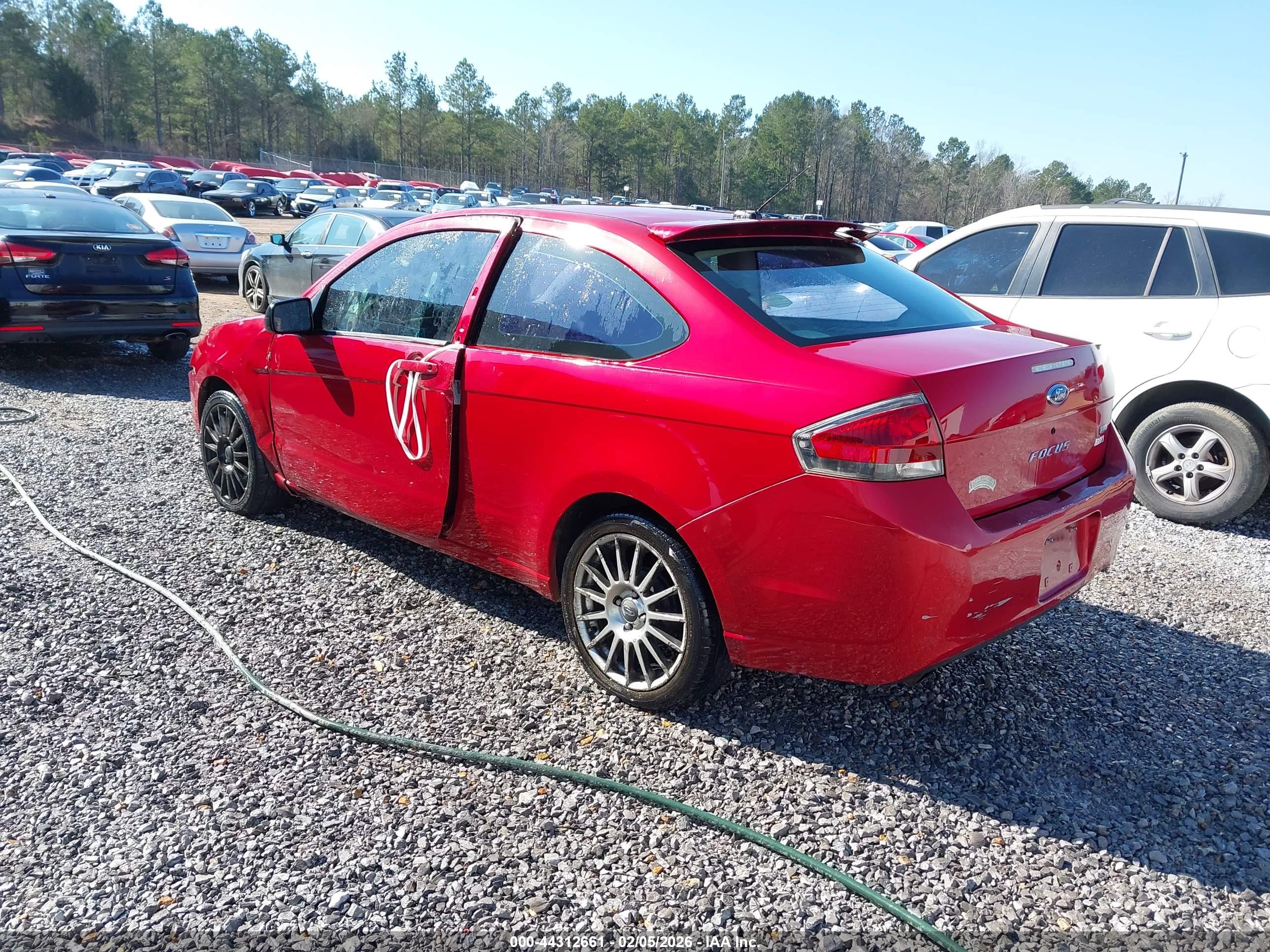 FORD FOCUS image 3