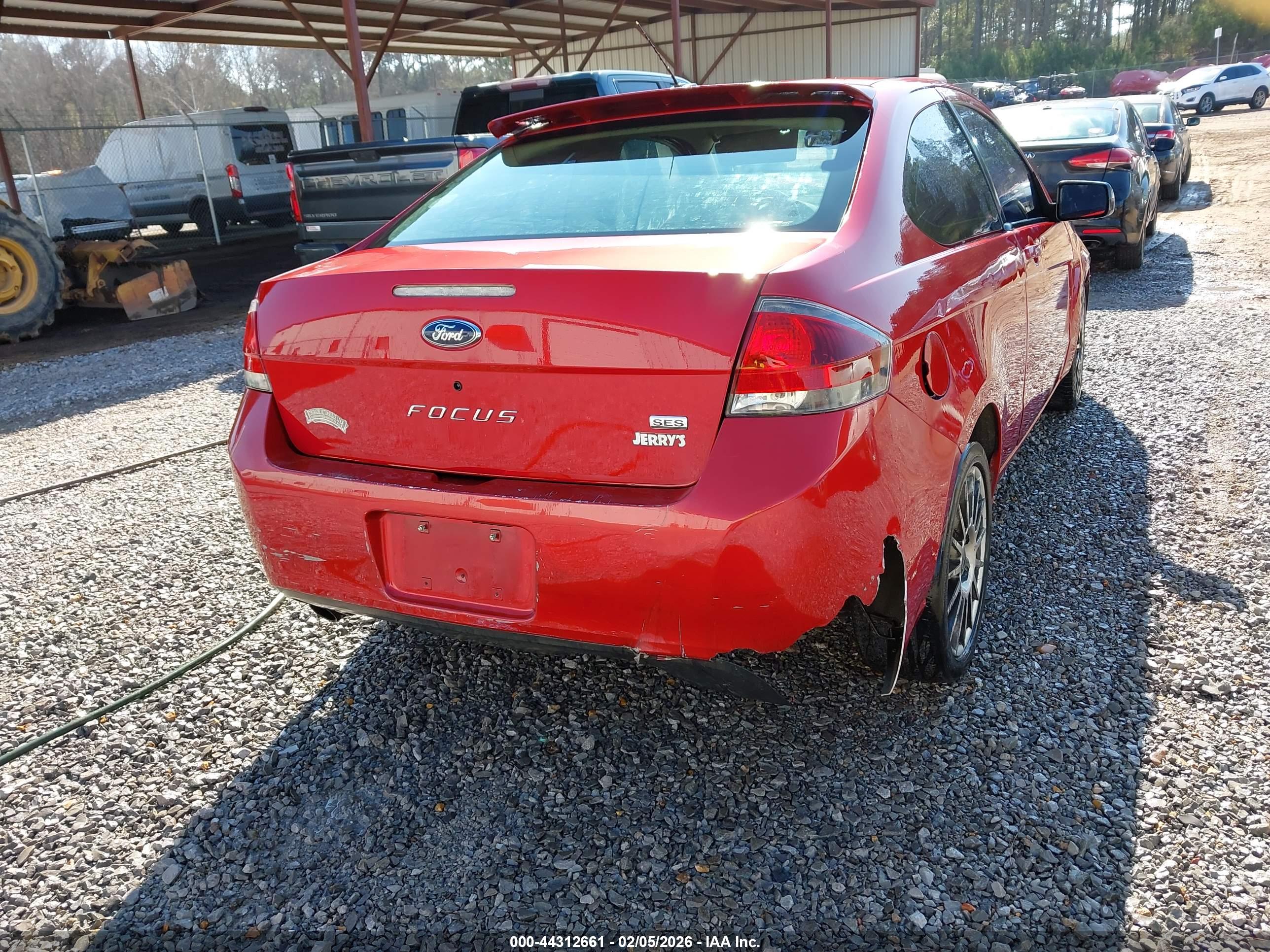 FORD FOCUS image 6