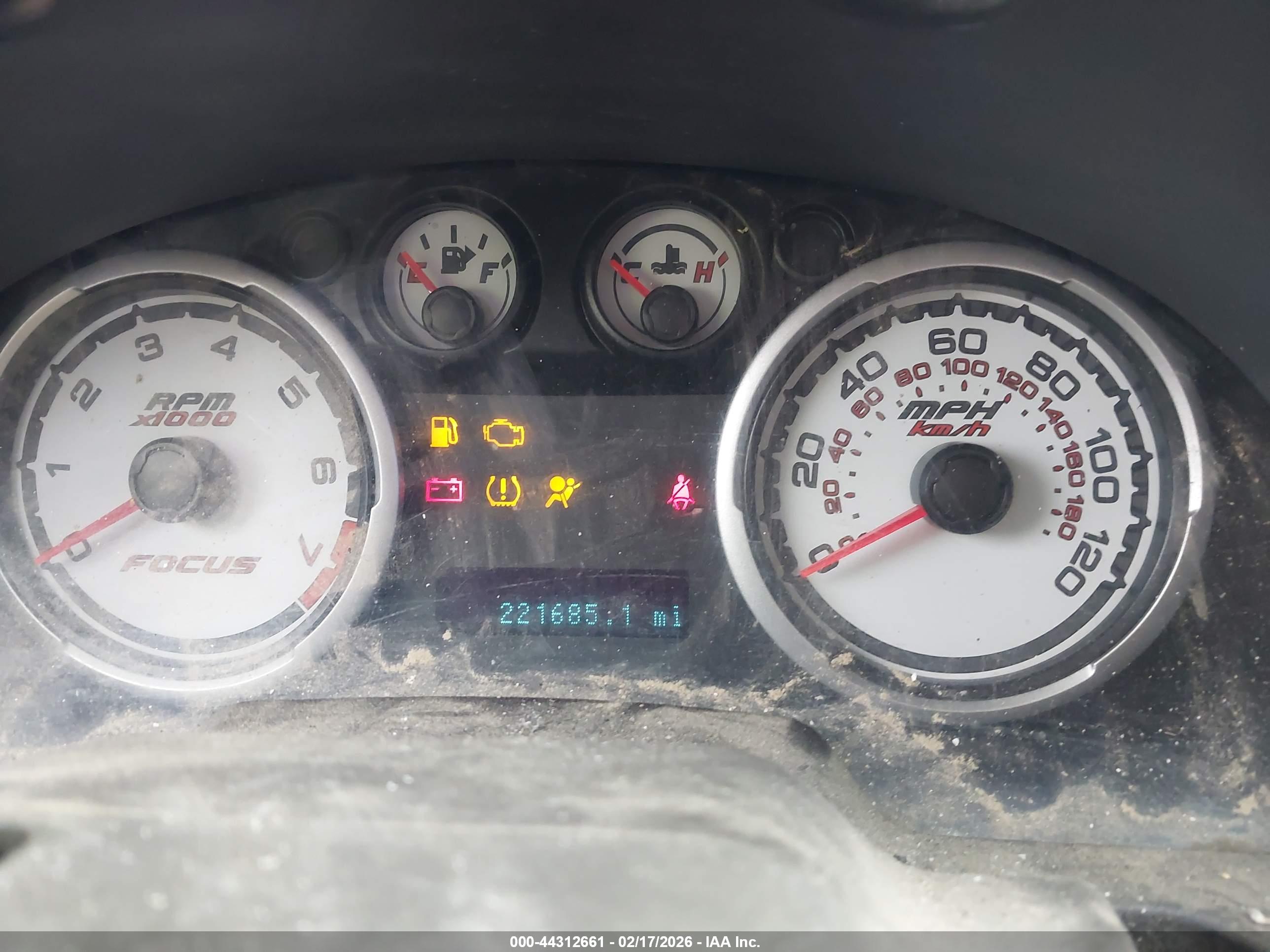 FORD FOCUS image 7