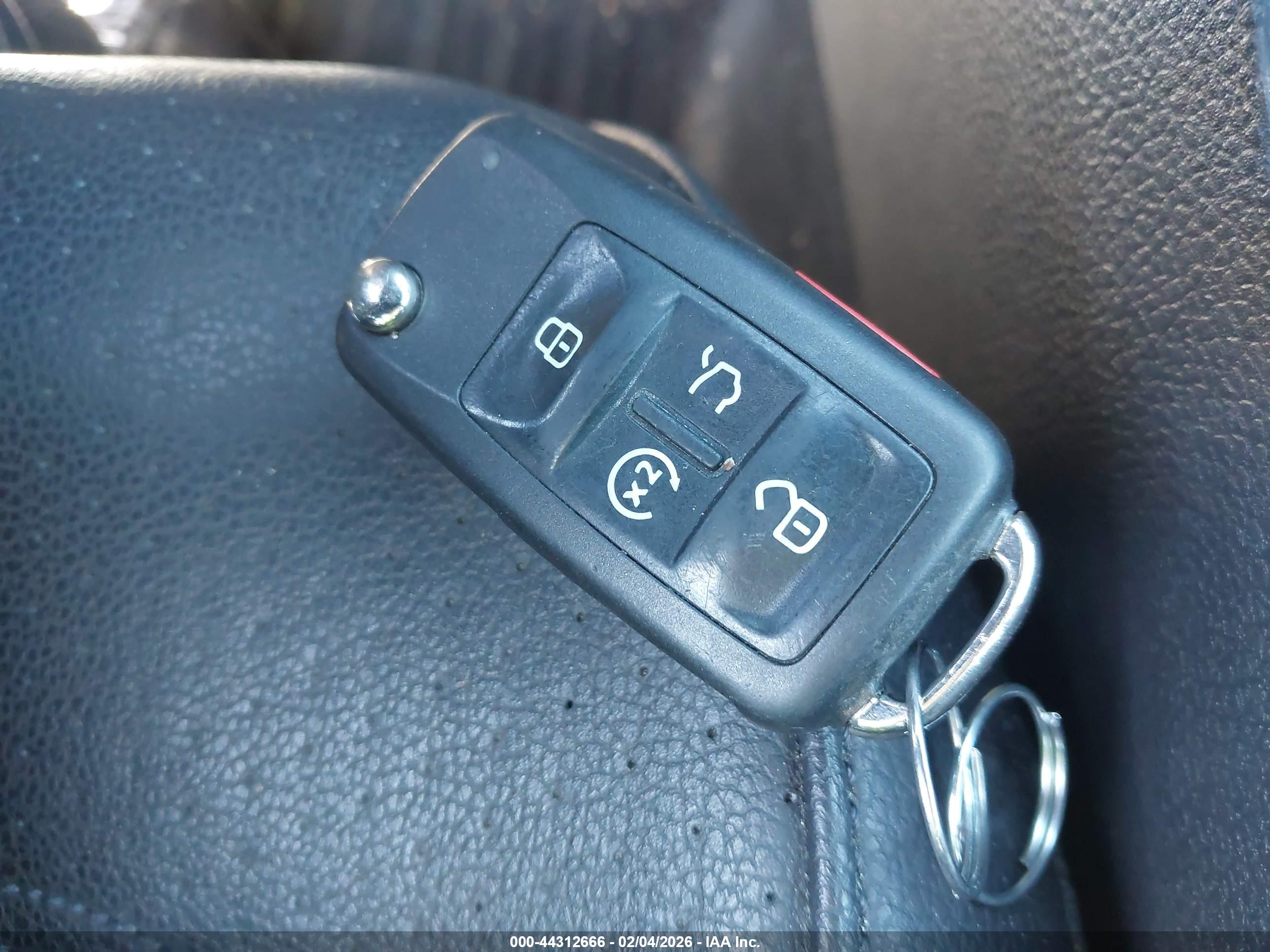 VOLKSWAGEN PASSAT image 11