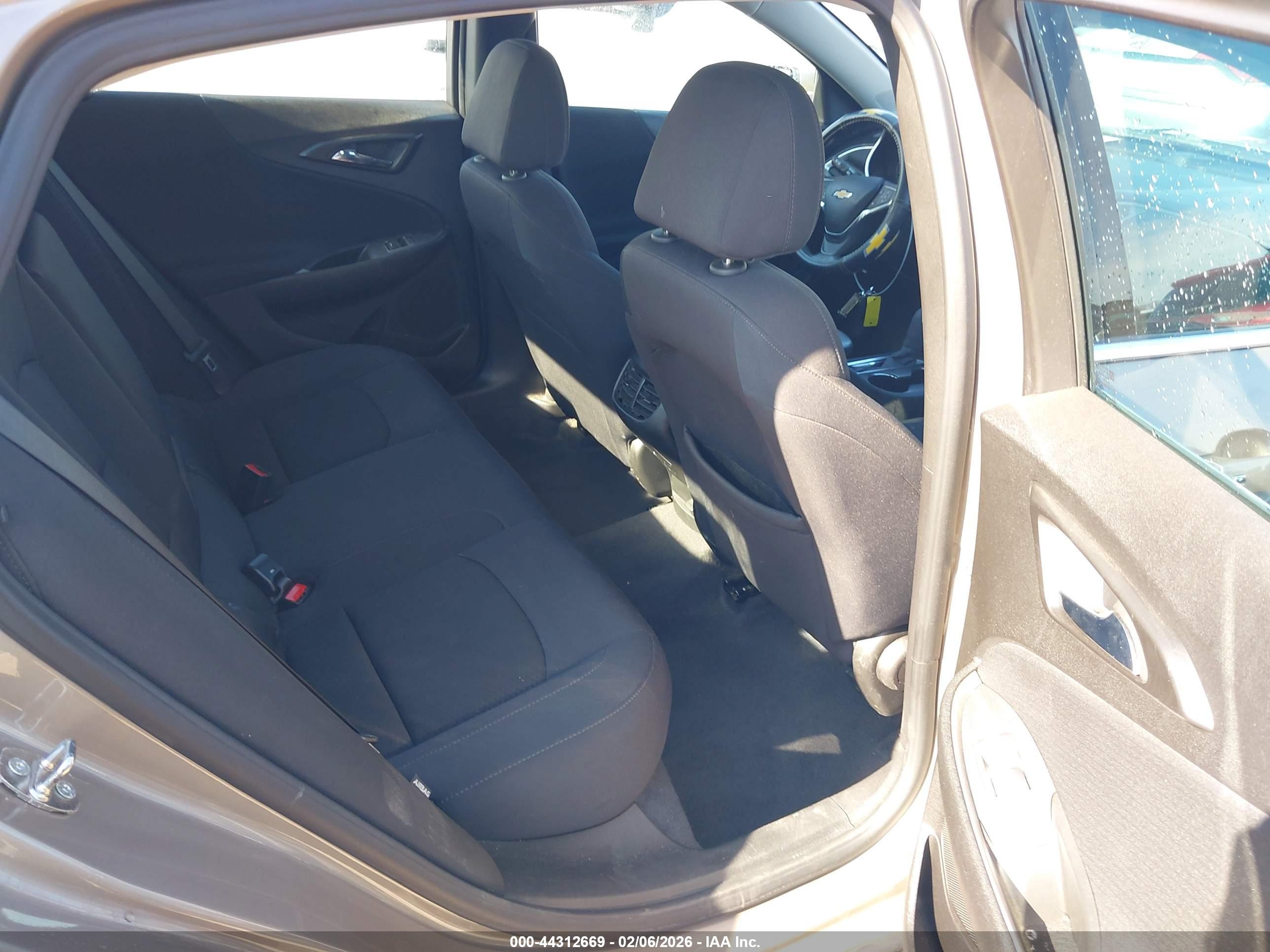 CHEVROLET MALIBU image 8