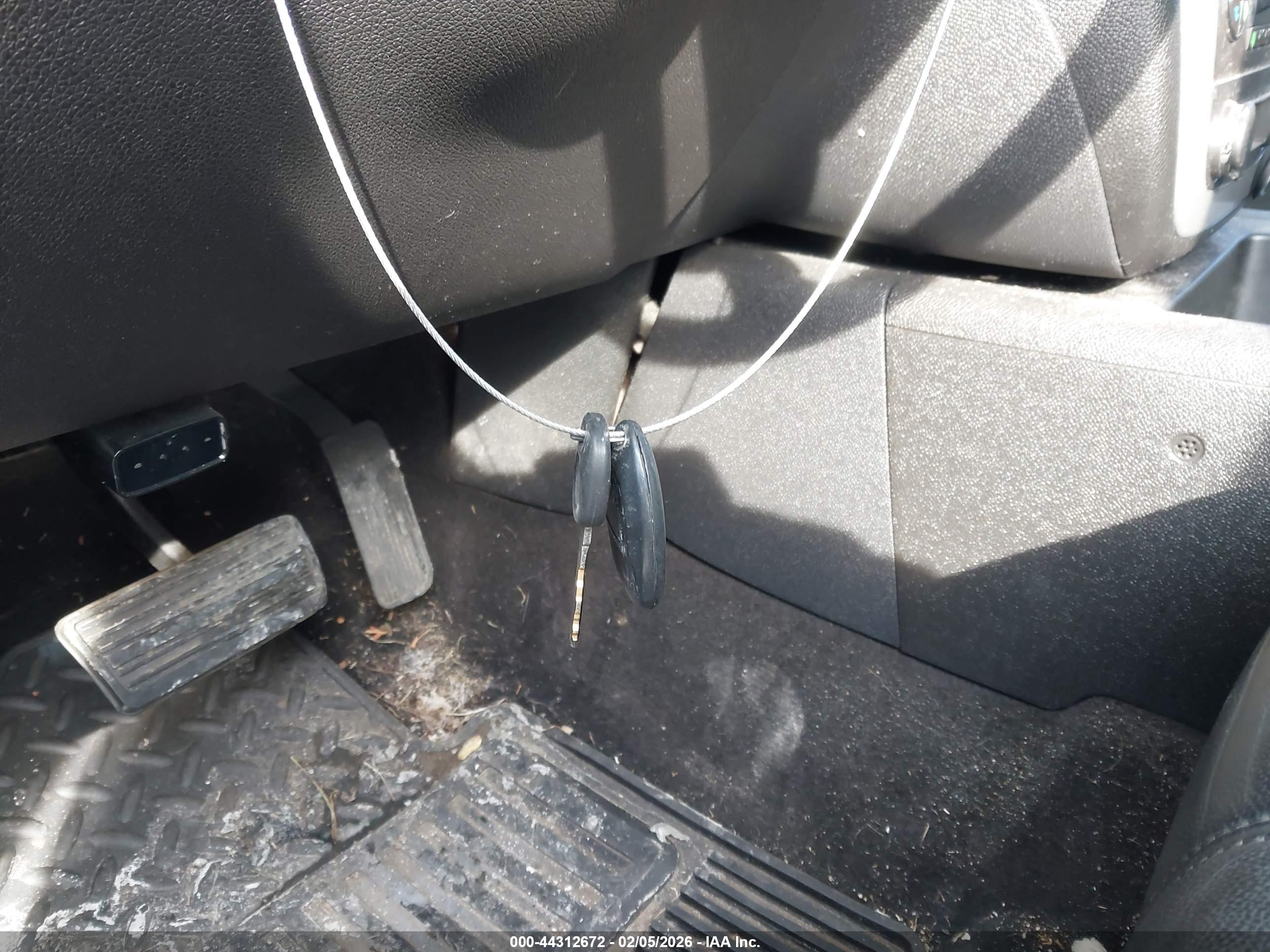 GMC SIERRA image 11