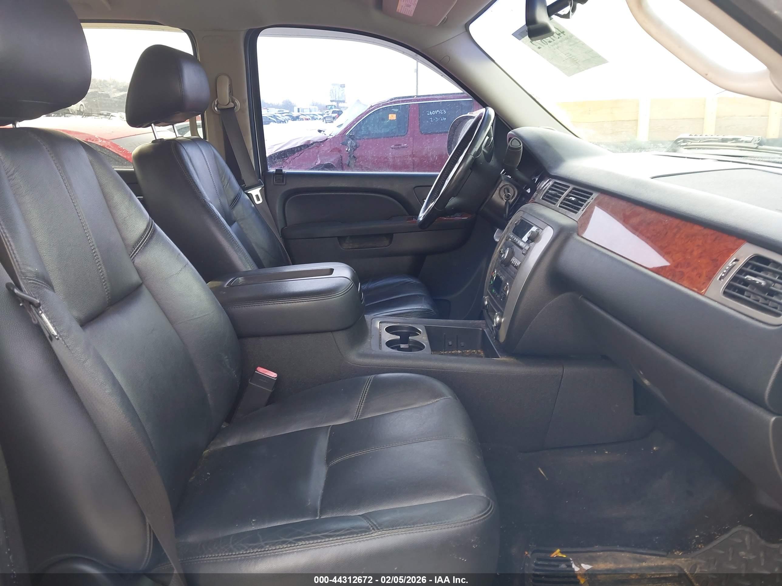 GMC SIERRA image 5