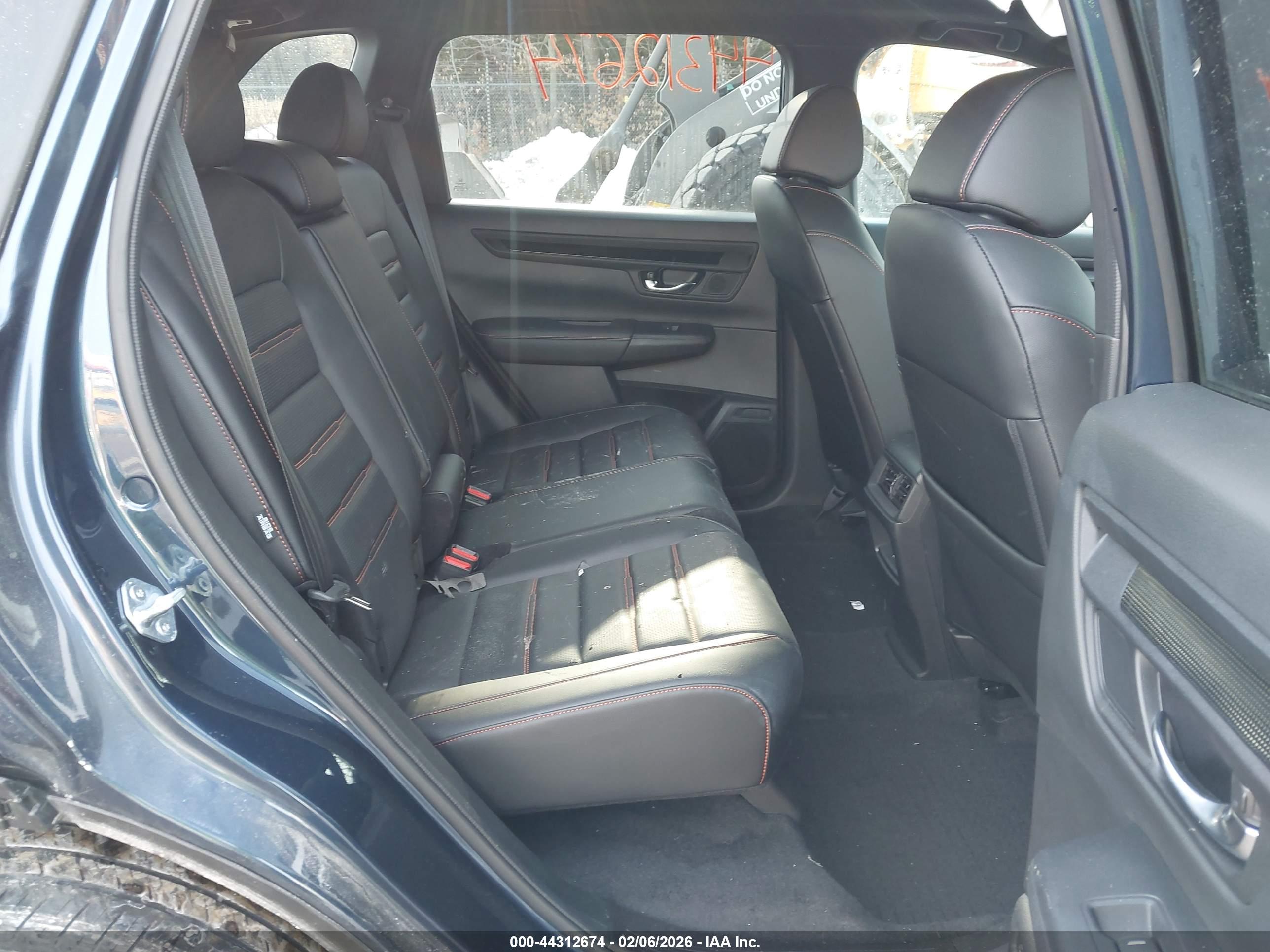 HONDA CR-V image 8