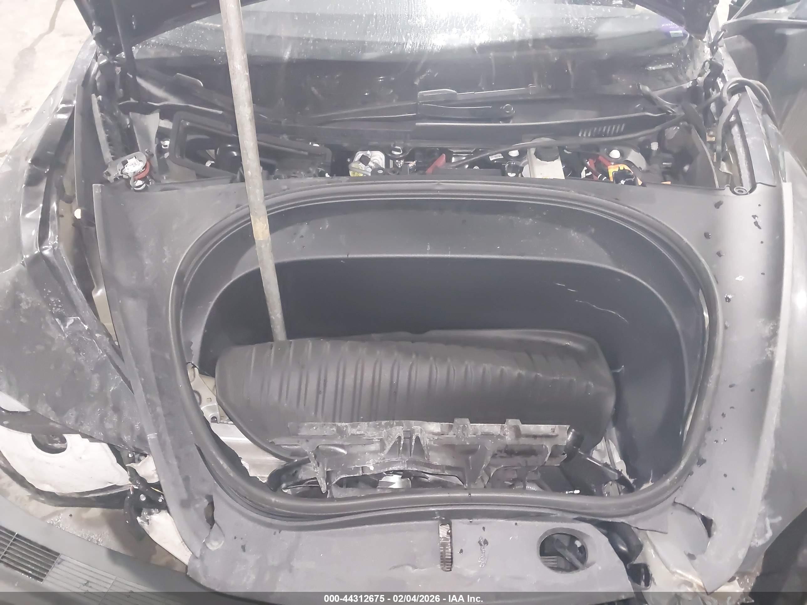 TESLA MODEL image 10