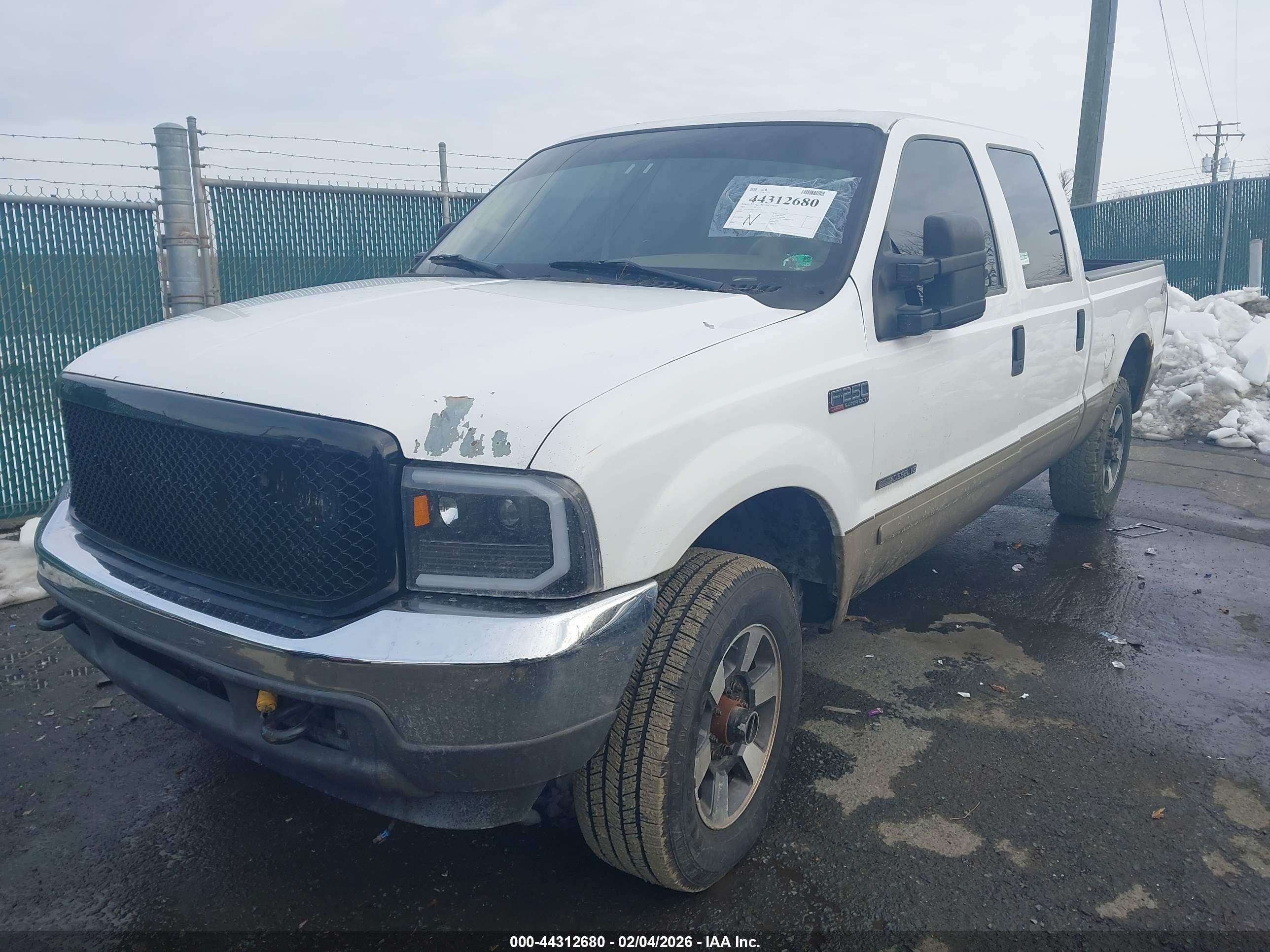 FORD F-250 image 2