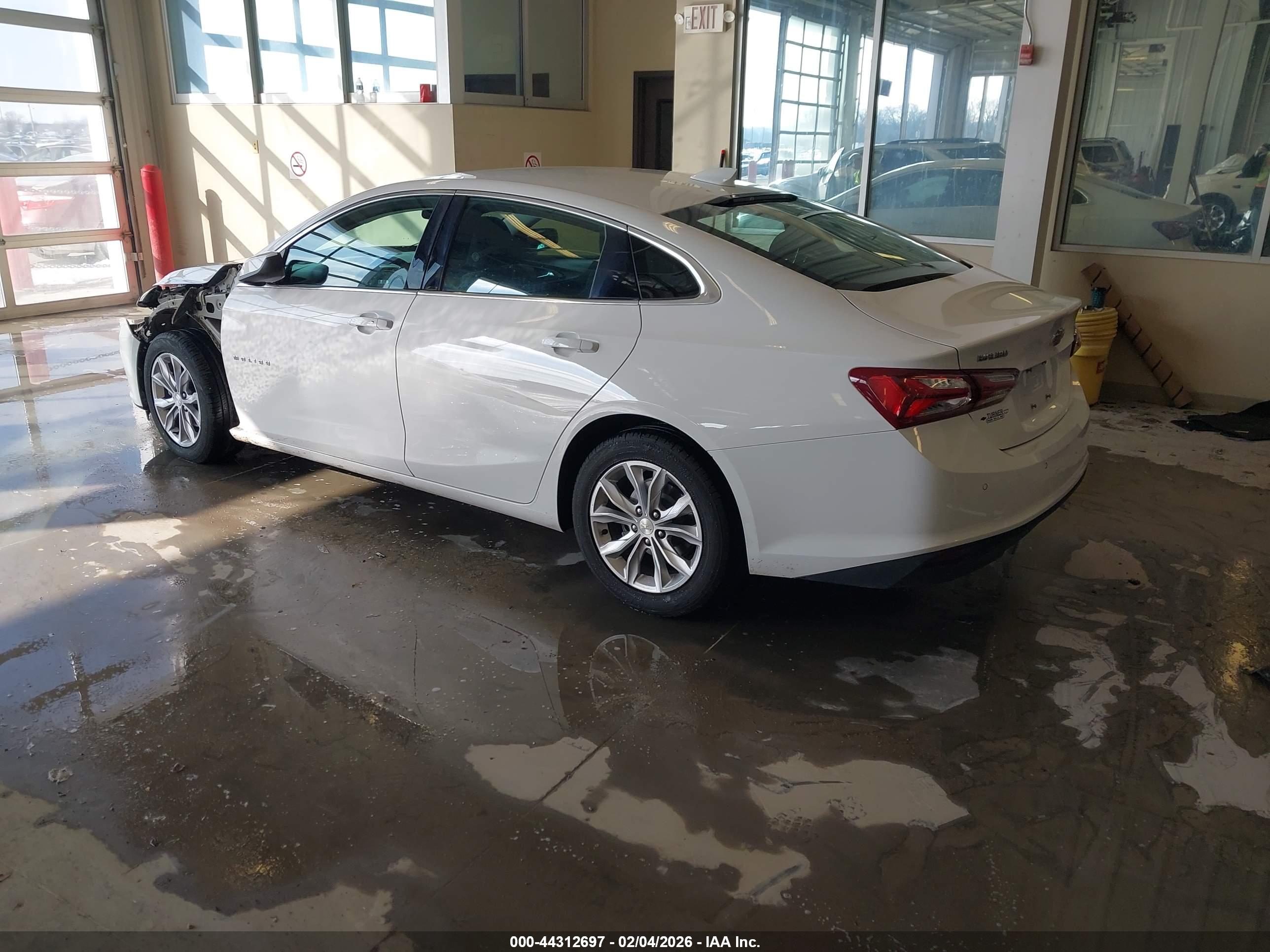 CHEVROLET MALIBU image 3