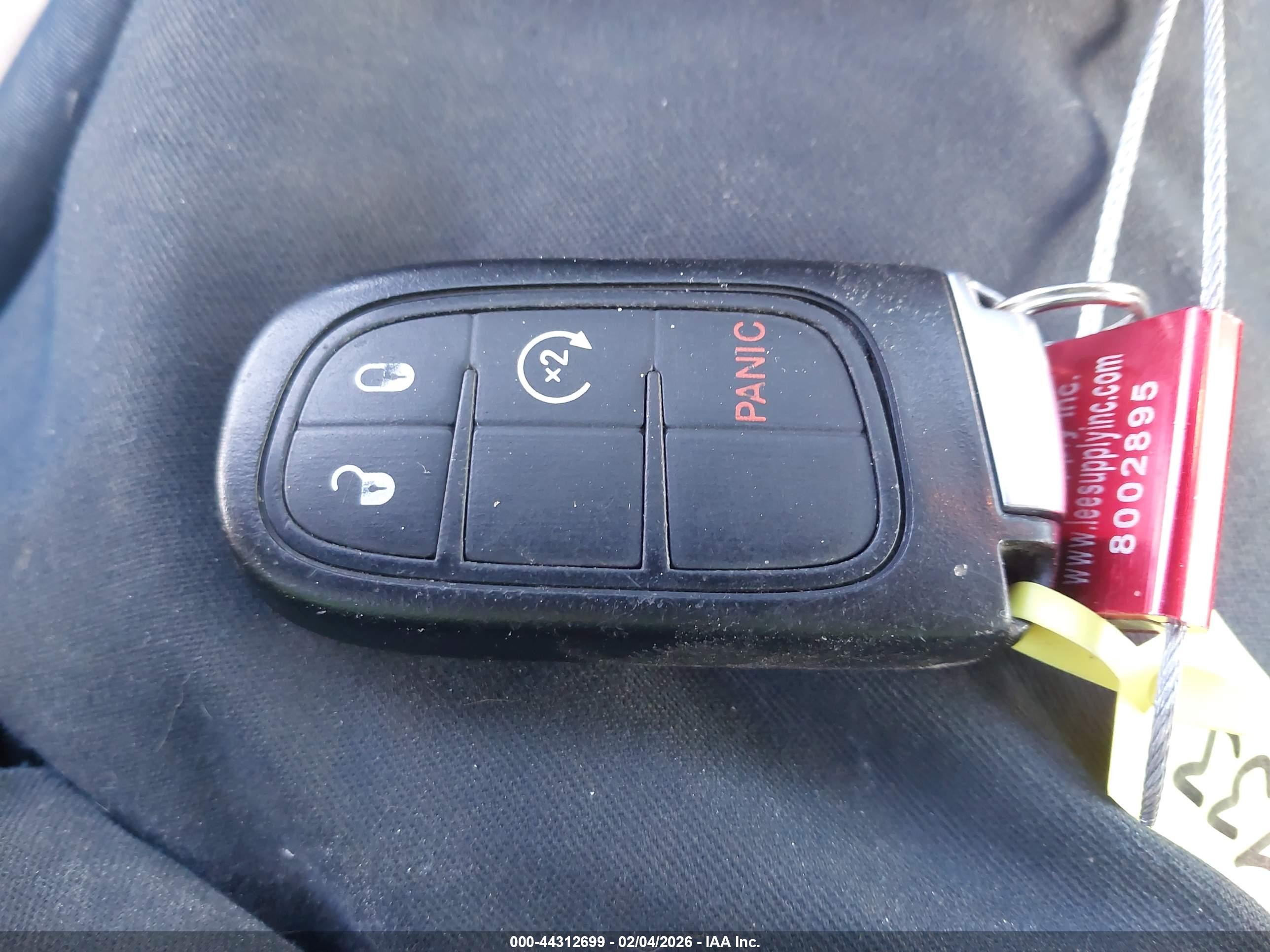 JEEP CHEROKEE image 11