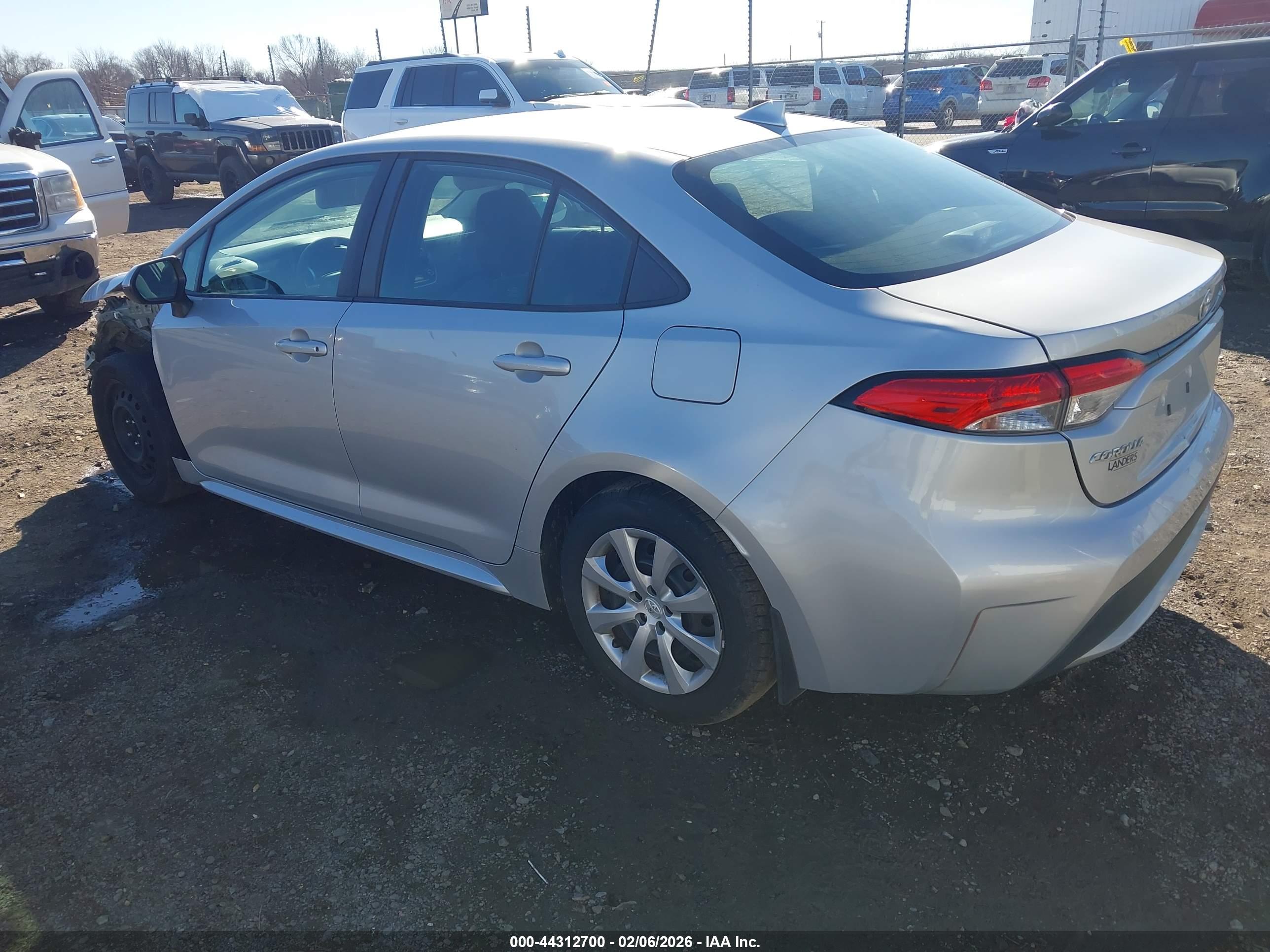 TOYOTA COROLLA image 3