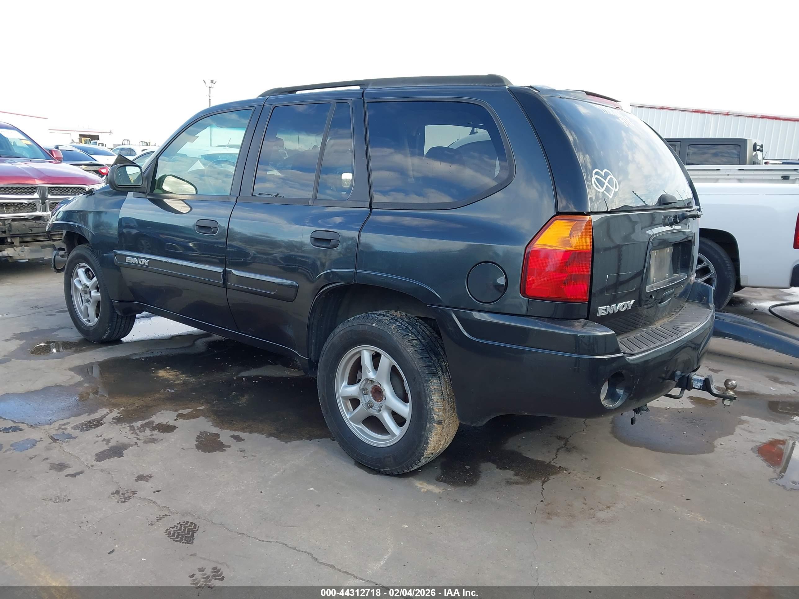 GMC ENVOY image 3