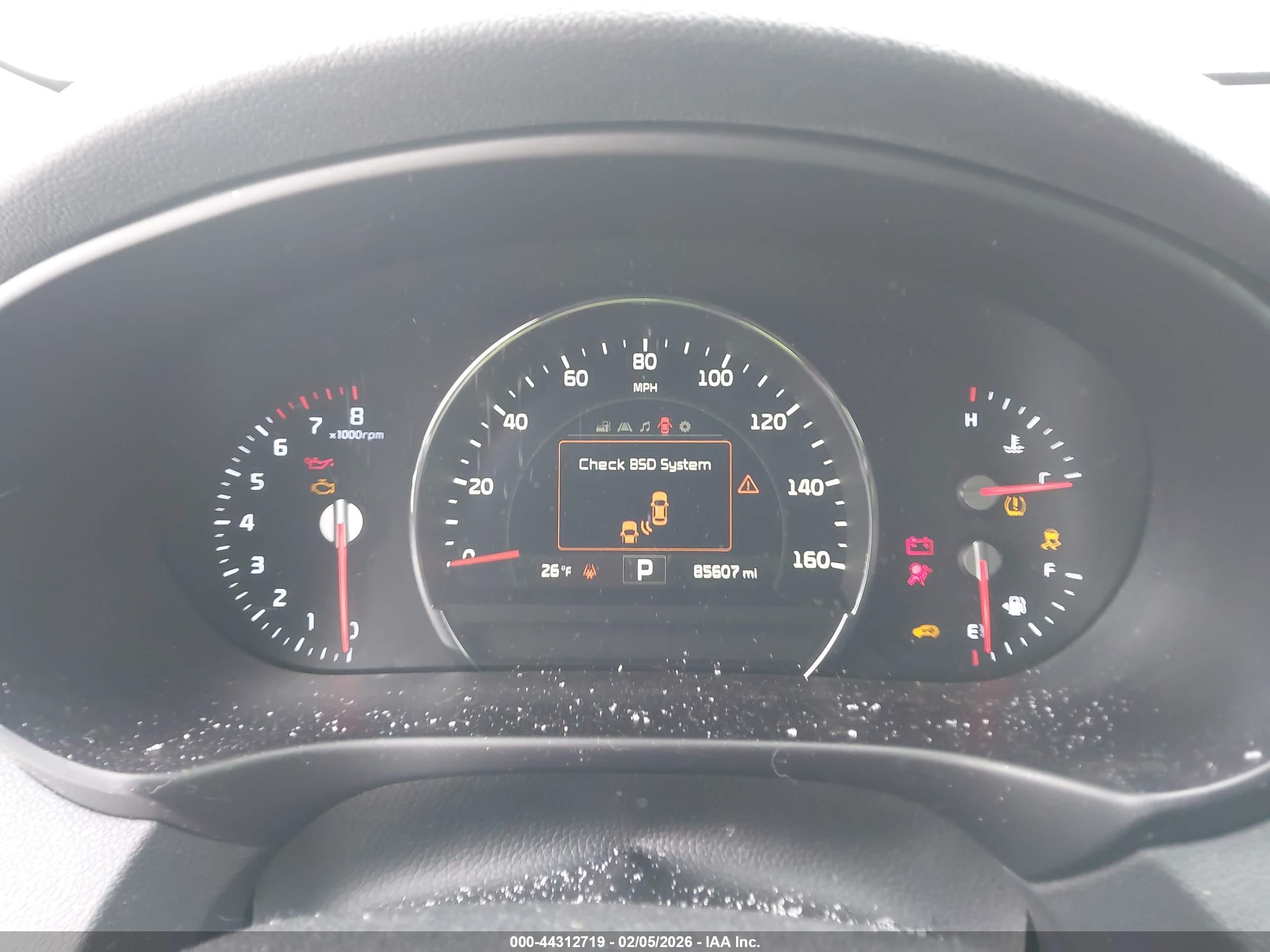 KIA SORENTO image 7