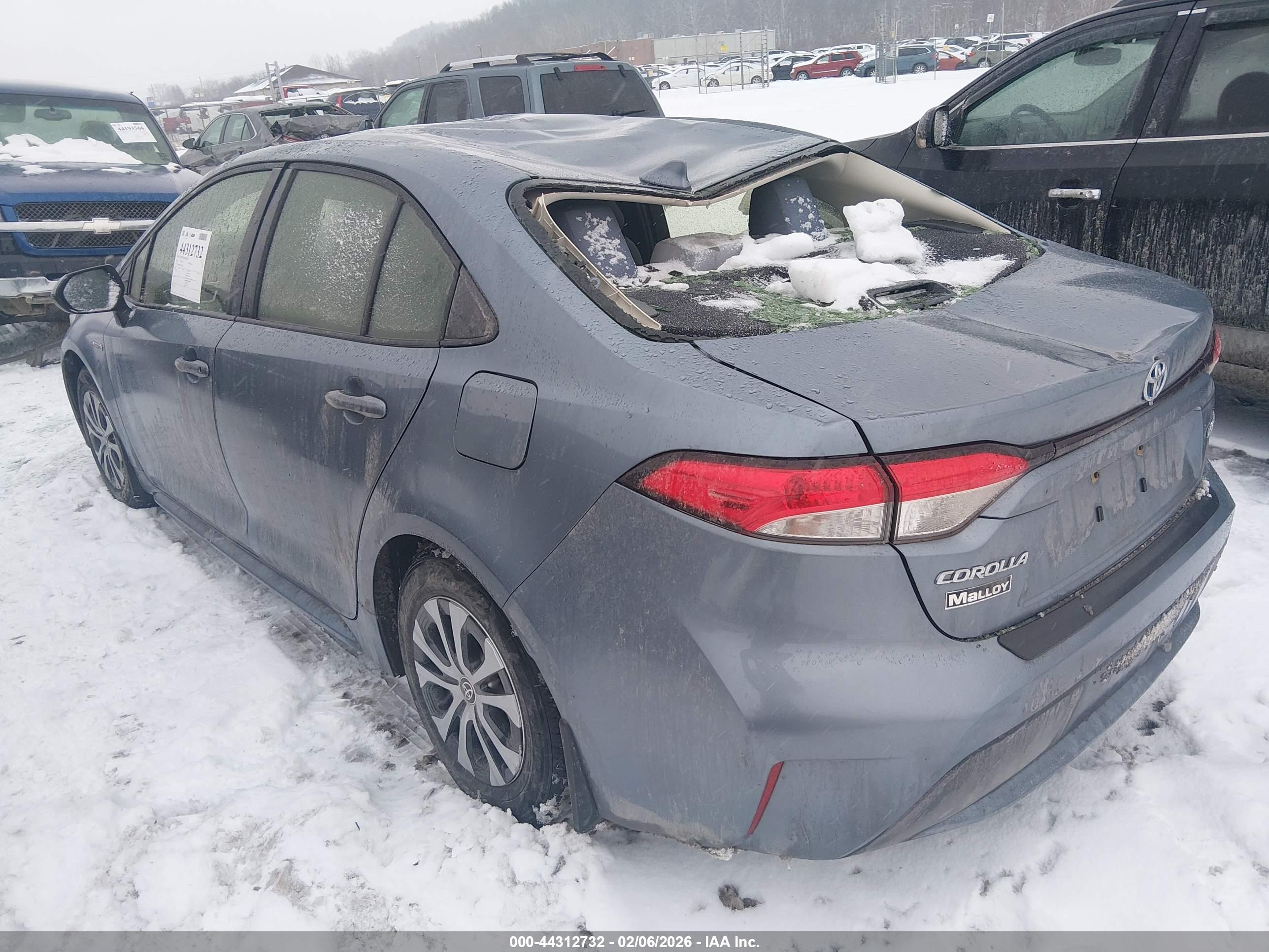 TOYOTA COROLLA image 3