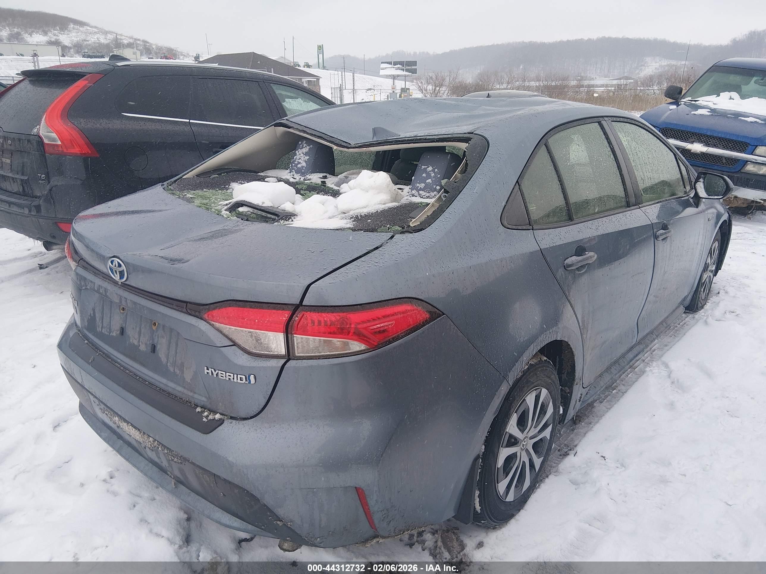 TOYOTA COROLLA image 4