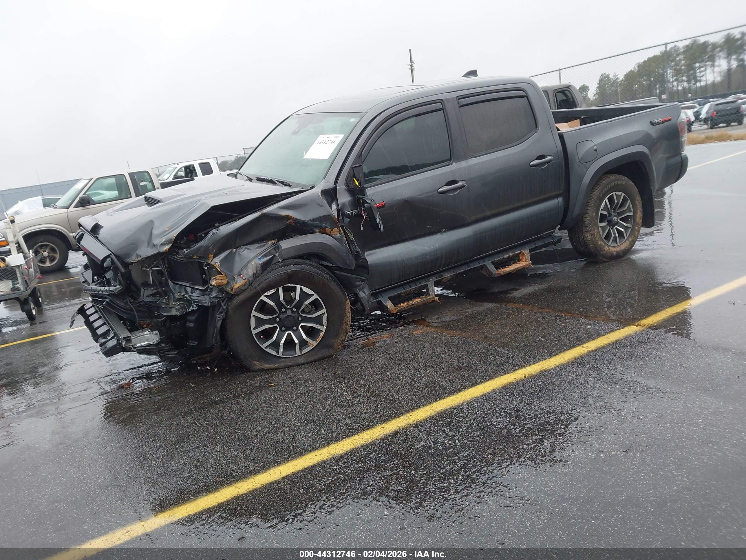TOYOTA TACOMA image 2