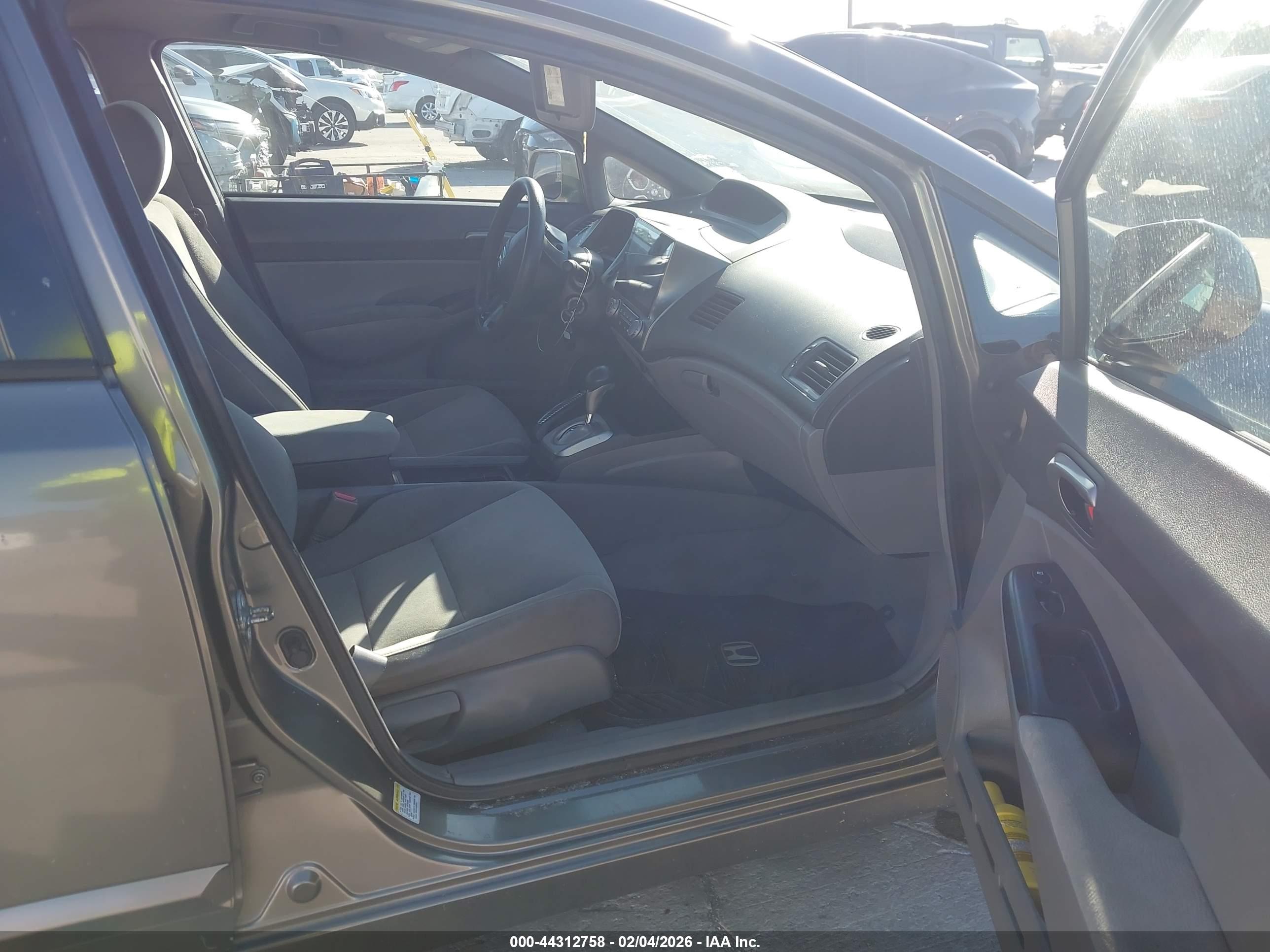 HONDA CIVIC image 5