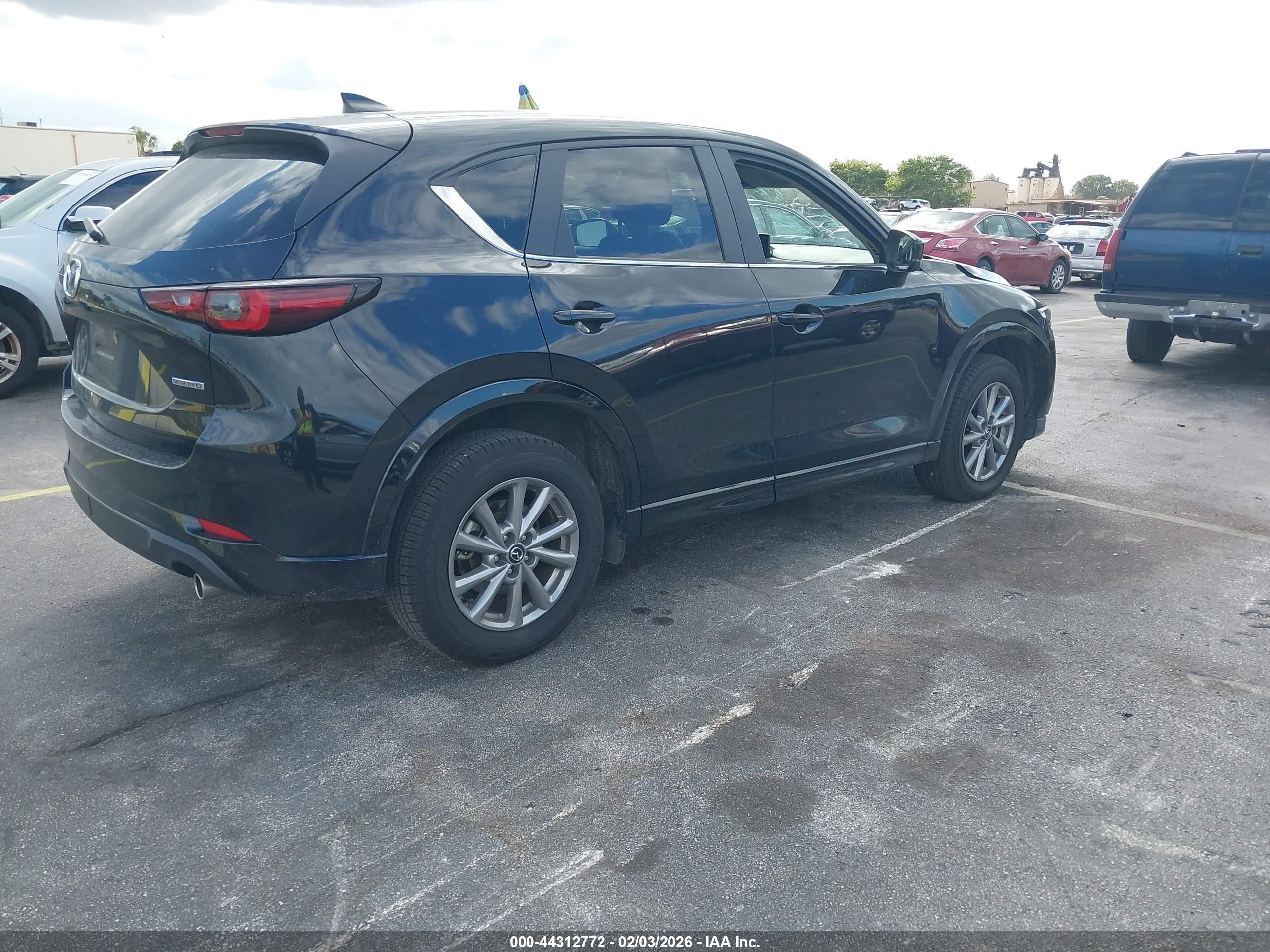 MAZDA CX-5 image 4