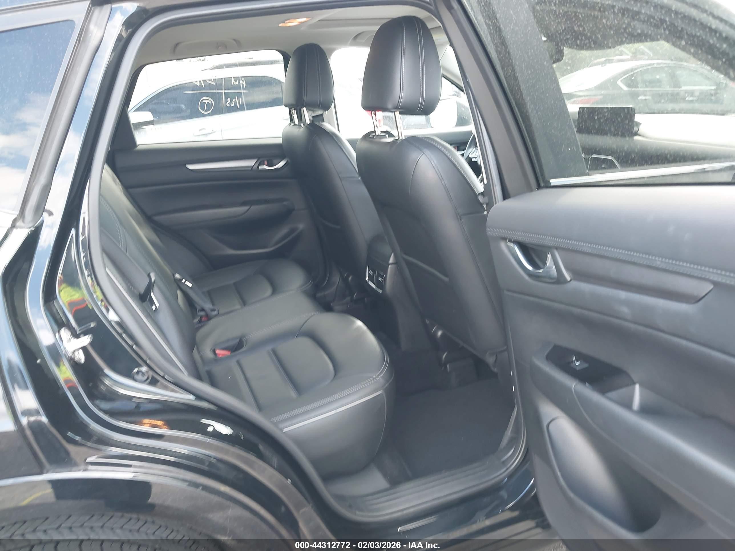 MAZDA CX-5 image 8