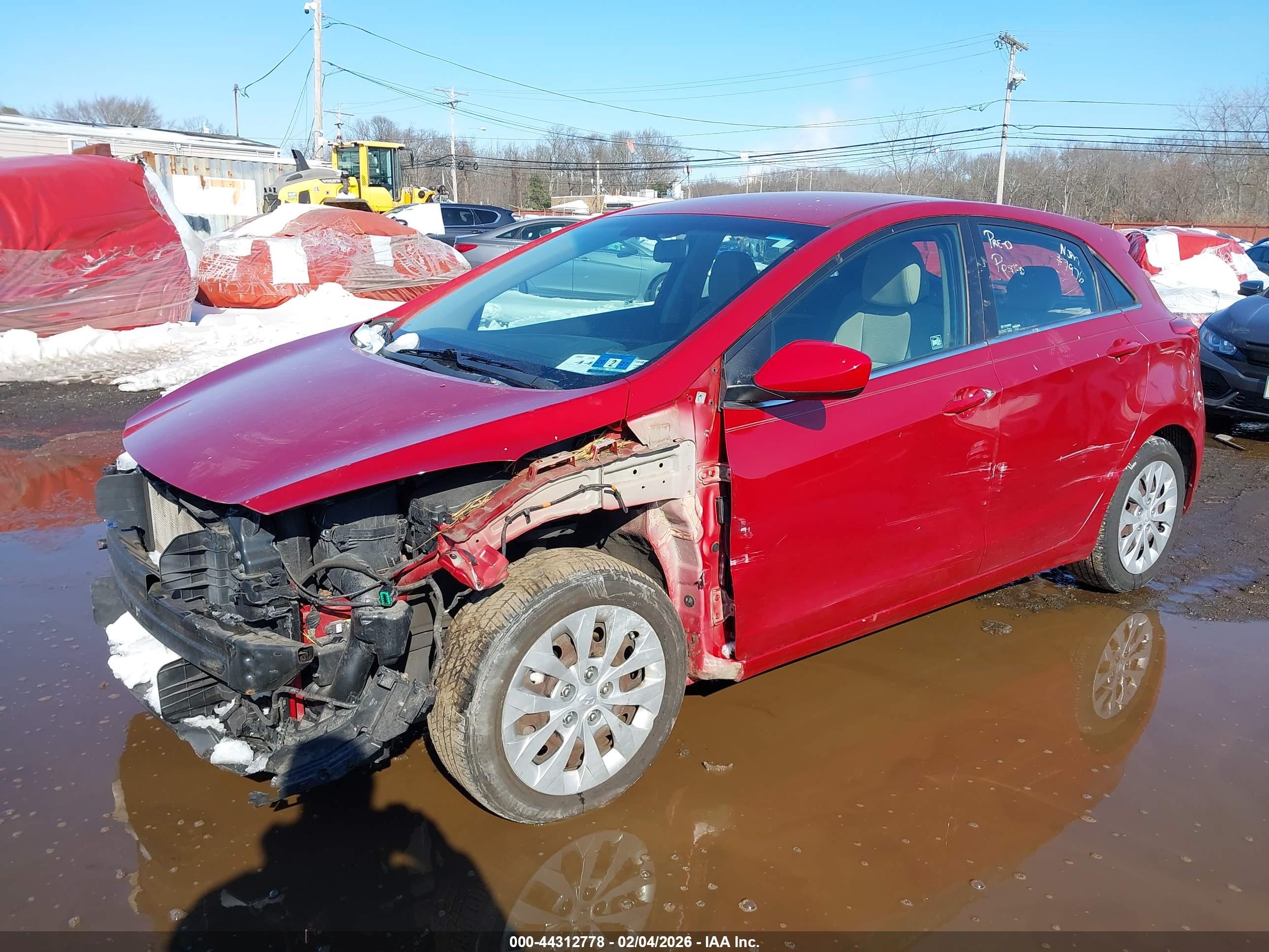 HYUNDAI ELANTRA image 6