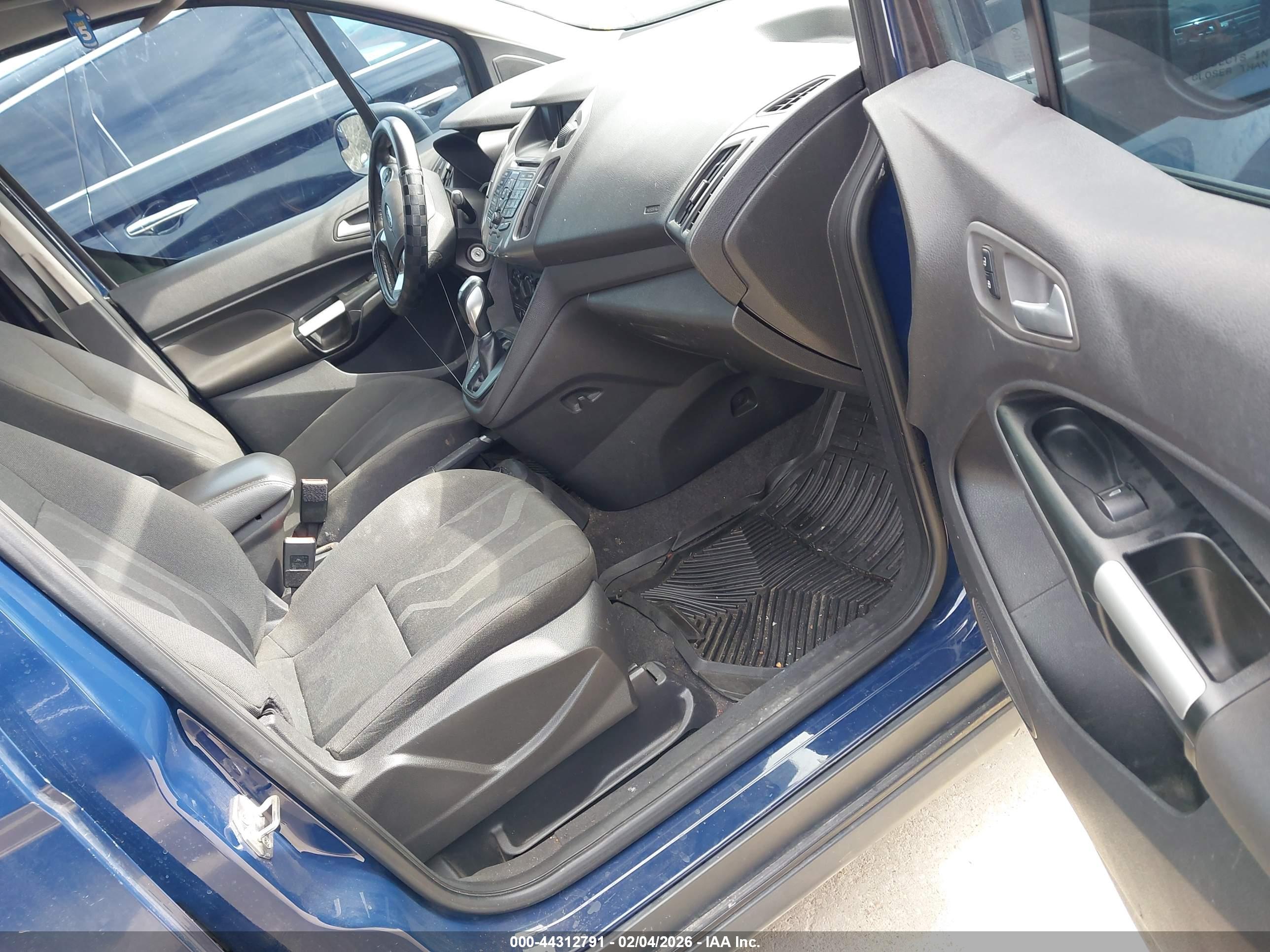 FORD TRANSIT image 5