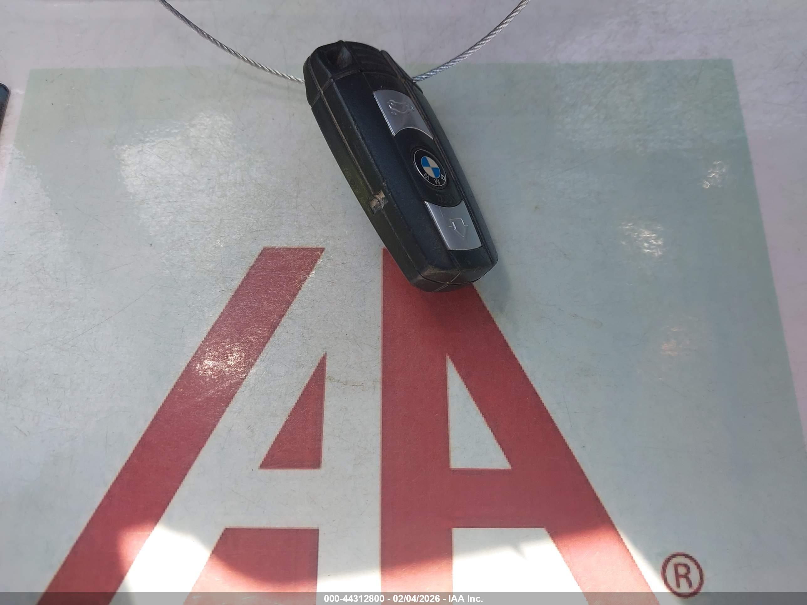 BMW 128I image 11