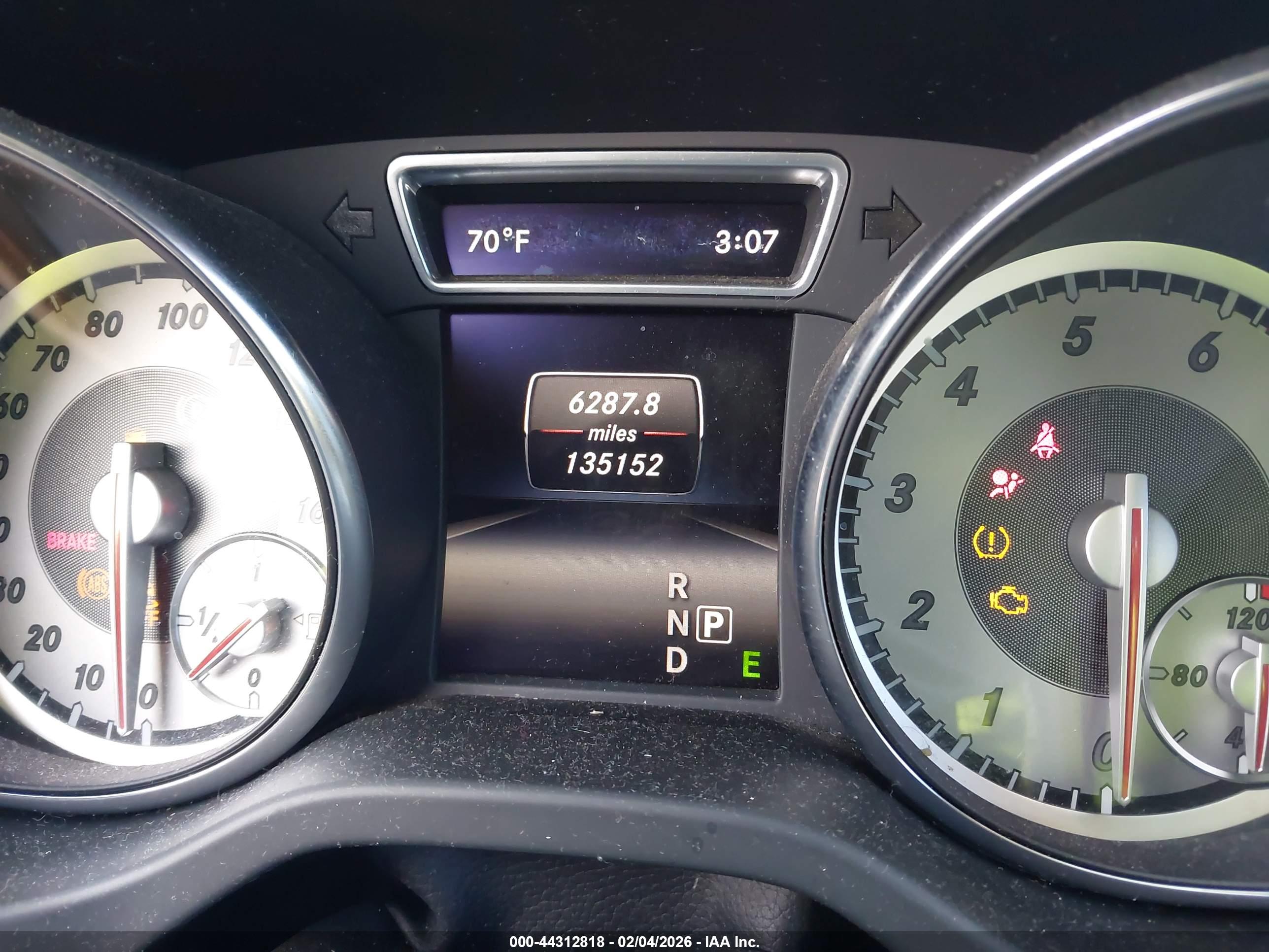MERCEDES-BENZ CLA image 7