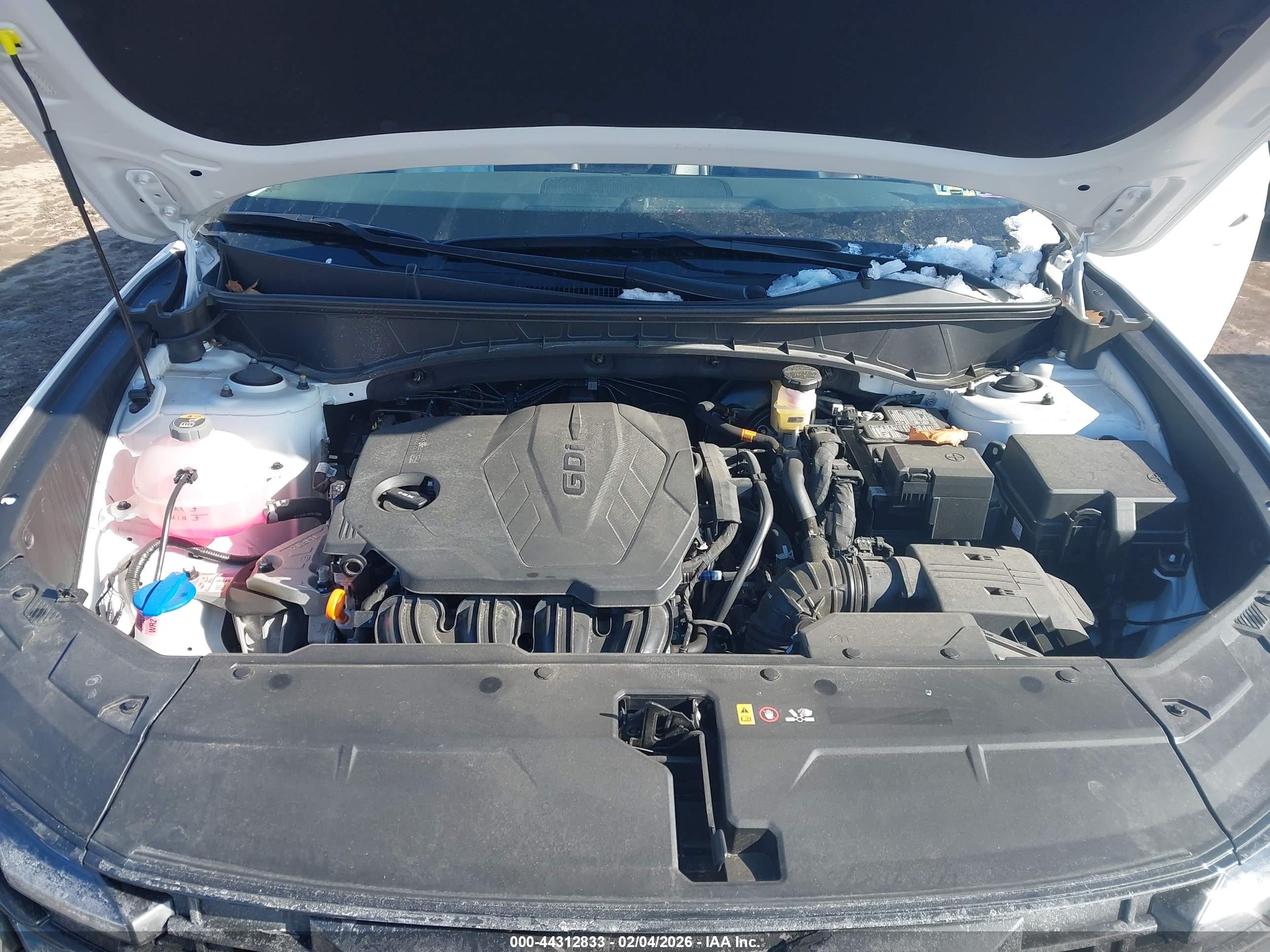 HYUNDAI TUCSON image 10