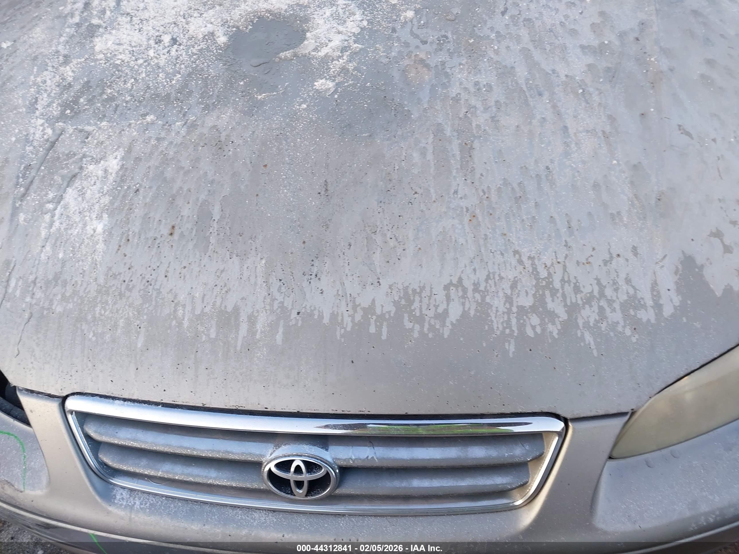 TOYOTA CAMRY image 6