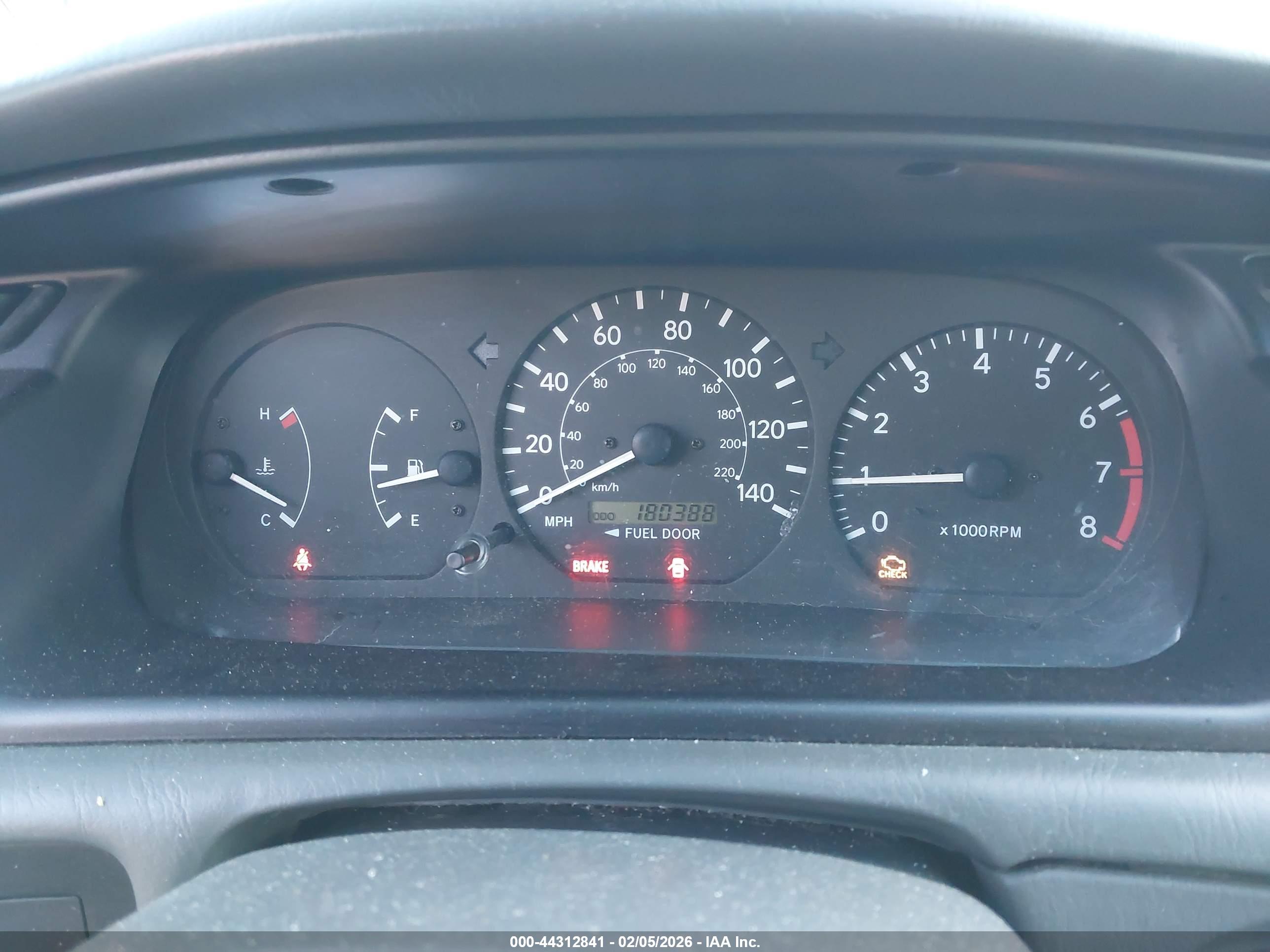 TOYOTA CAMRY image 7