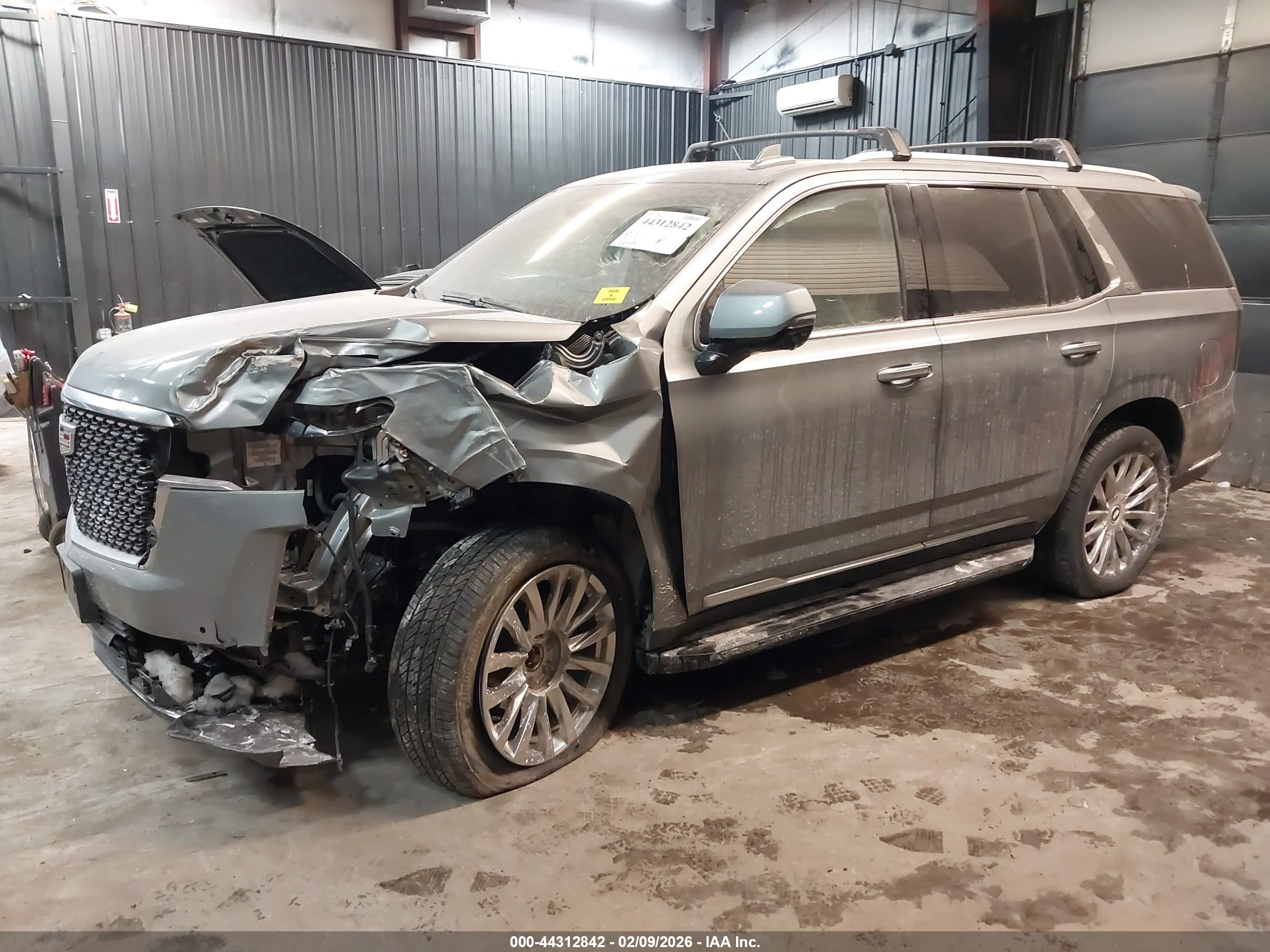 CADILLAC ESCALADE image 6