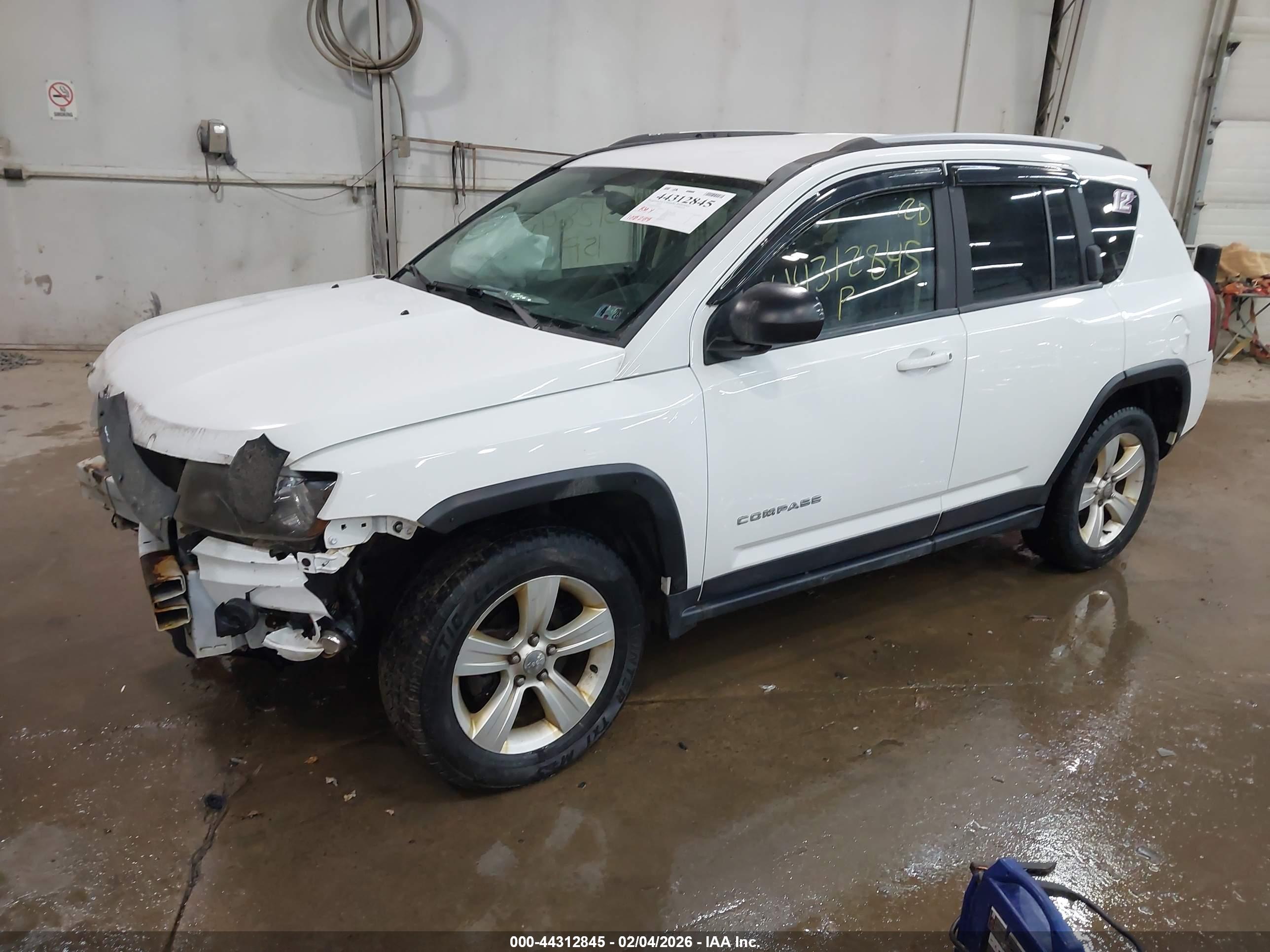 JEEP COMPASS image 2