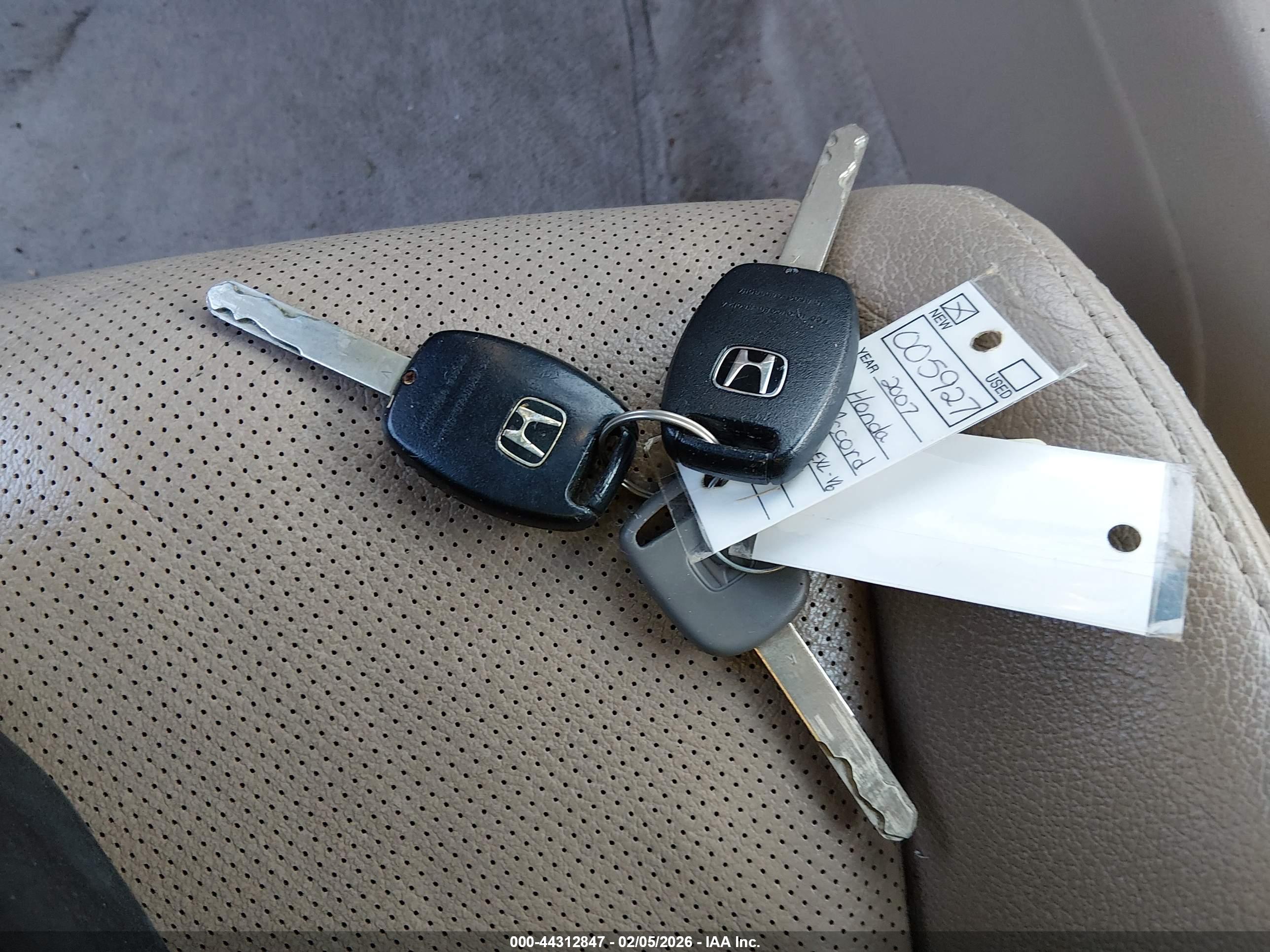 HONDA ACCORD image 11