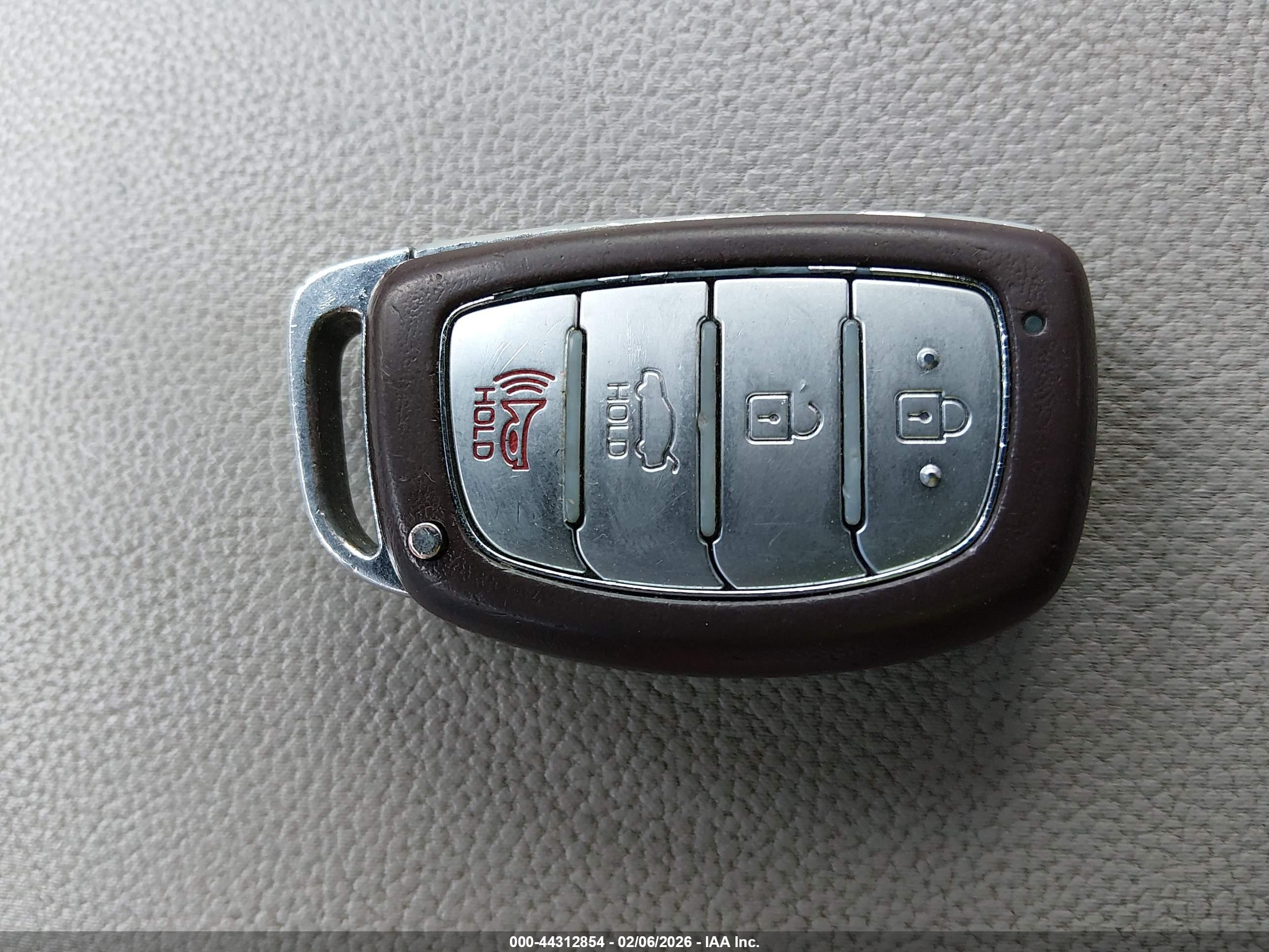 HYUNDAI SONATA image 11