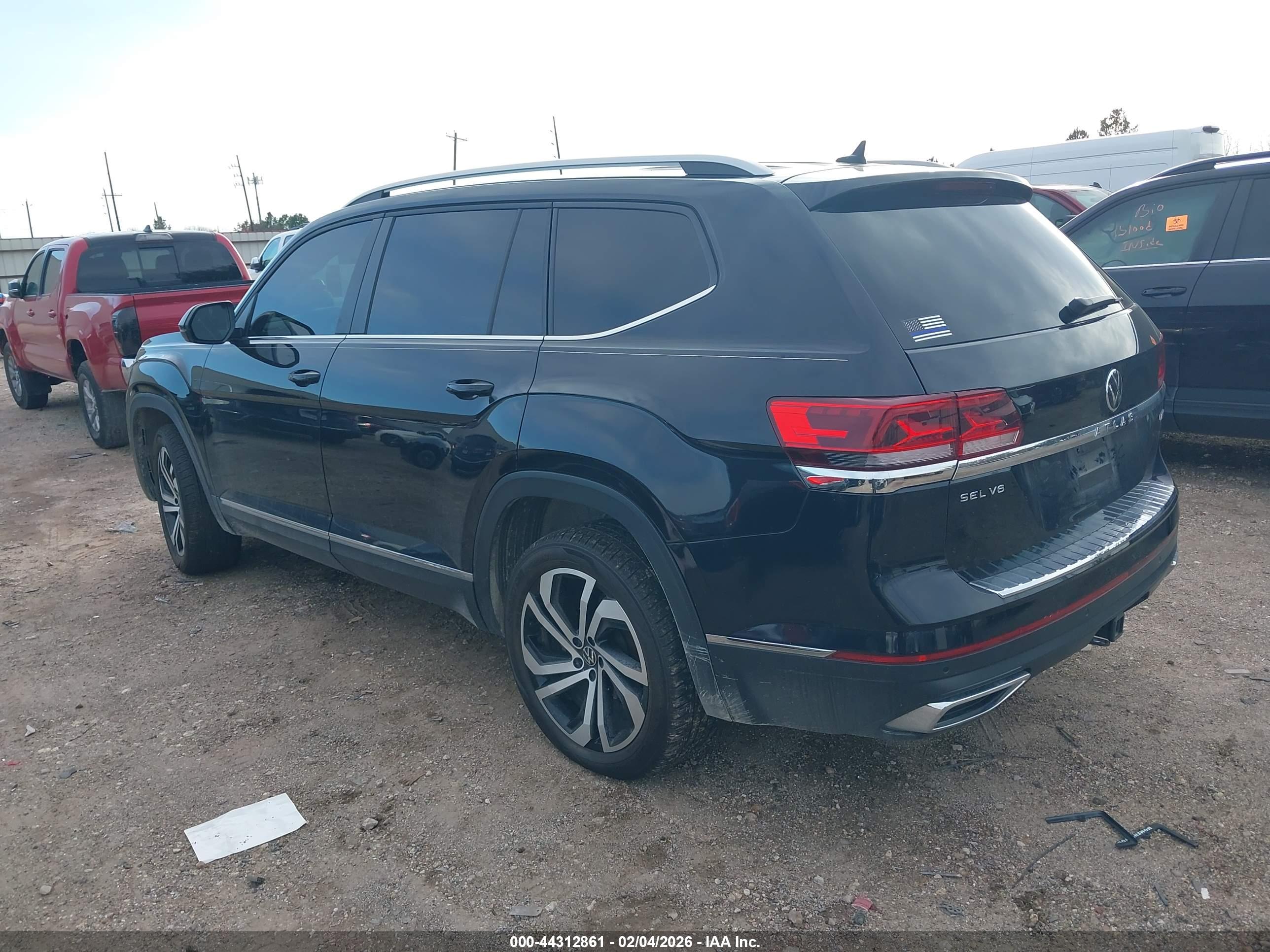 VOLKSWAGEN ATLAS image 3