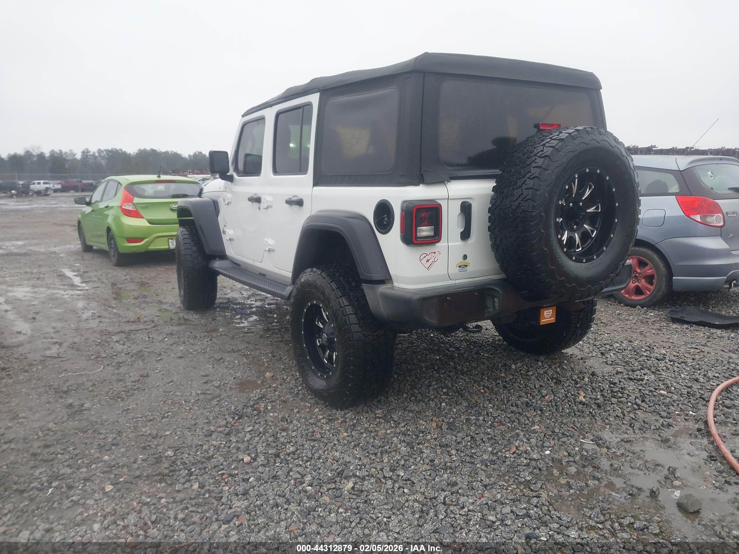 JEEP WRANGLER image 3