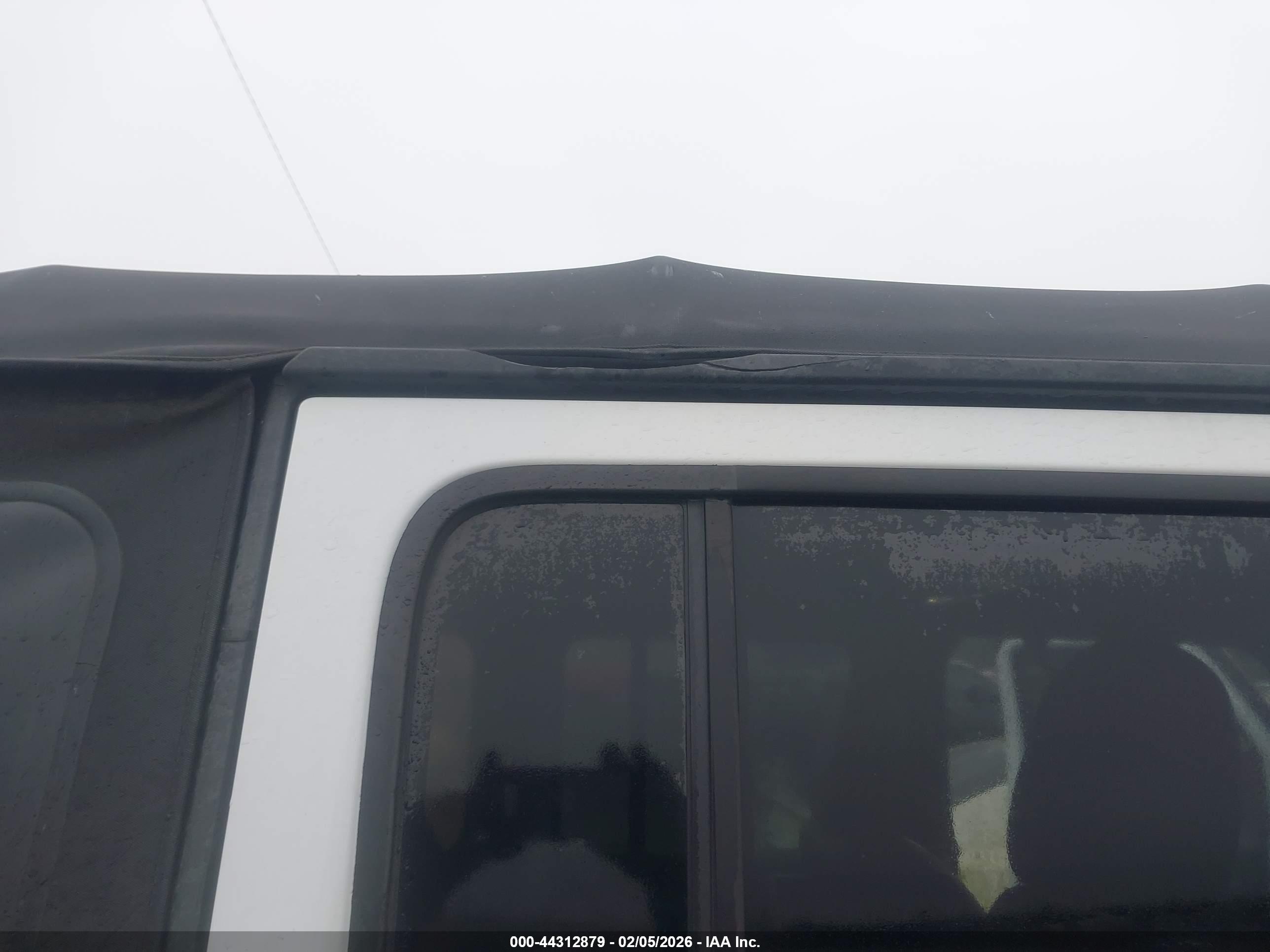 JEEP WRANGLER image 6