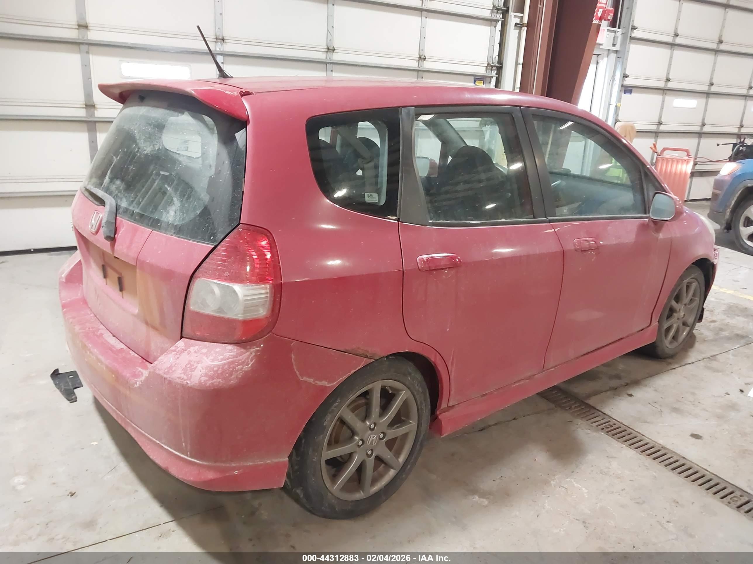 HONDA FIT image 4