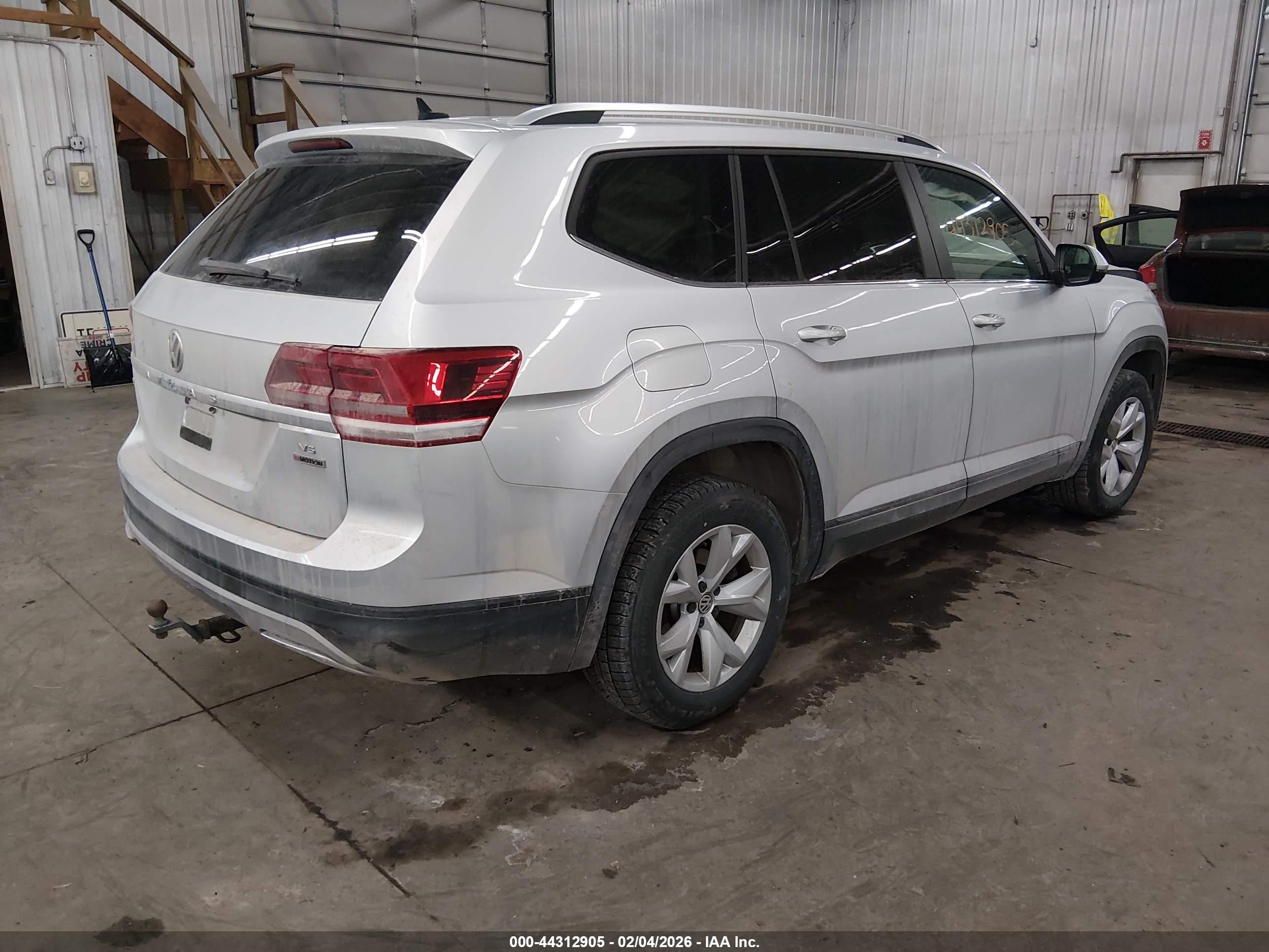 VOLKSWAGEN ATLAS image 4