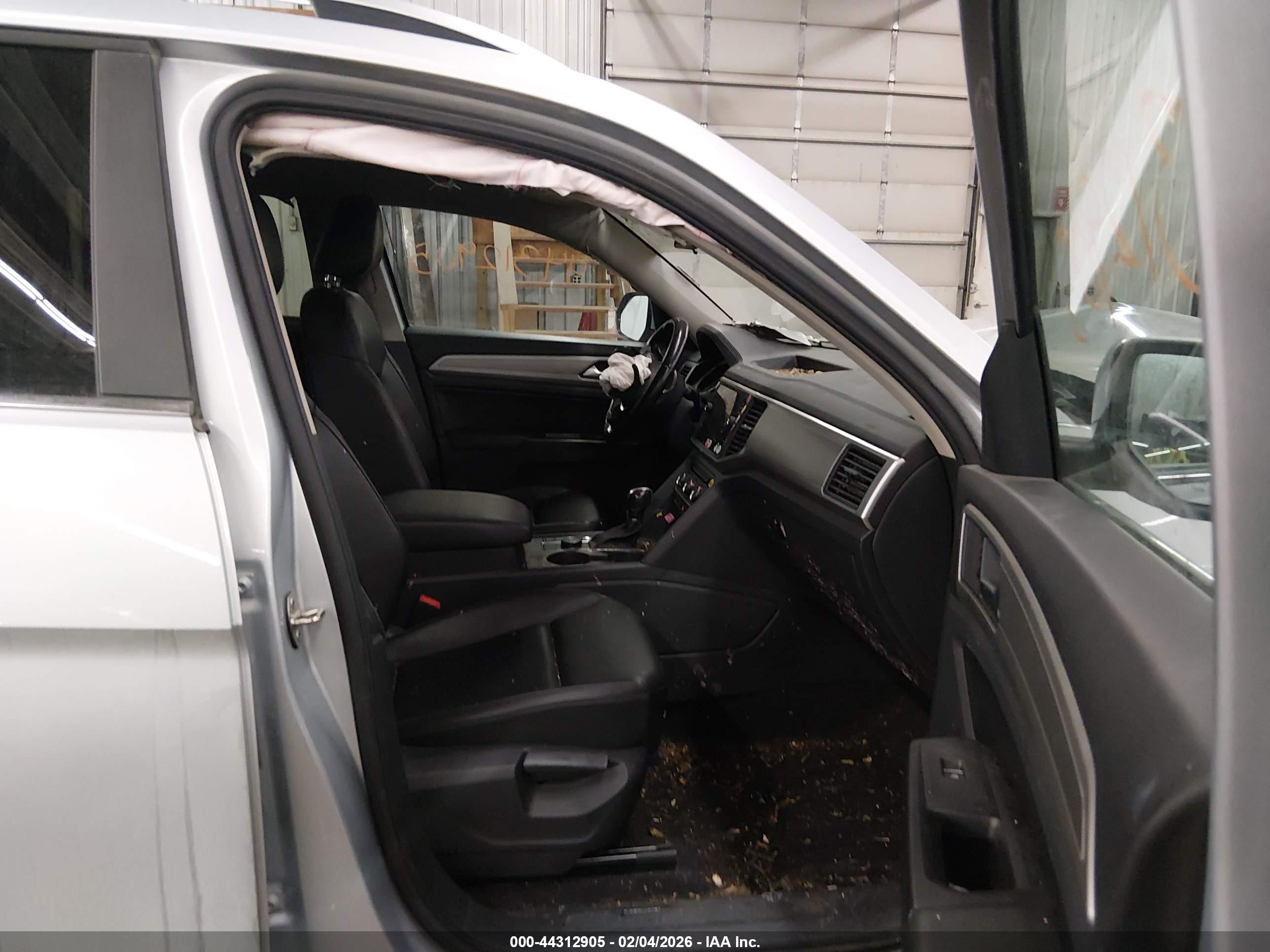 VOLKSWAGEN ATLAS image 5