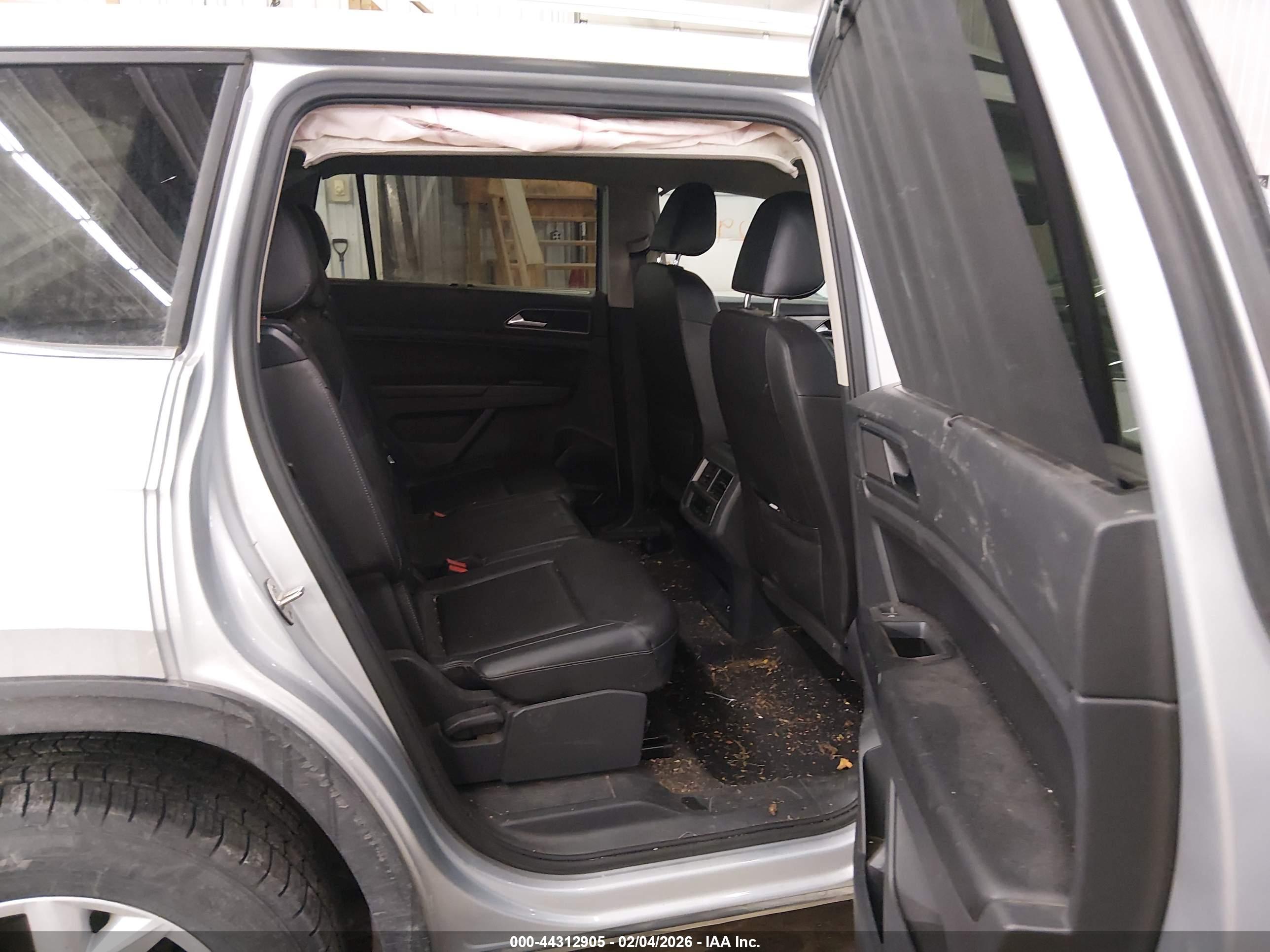 VOLKSWAGEN ATLAS image 8