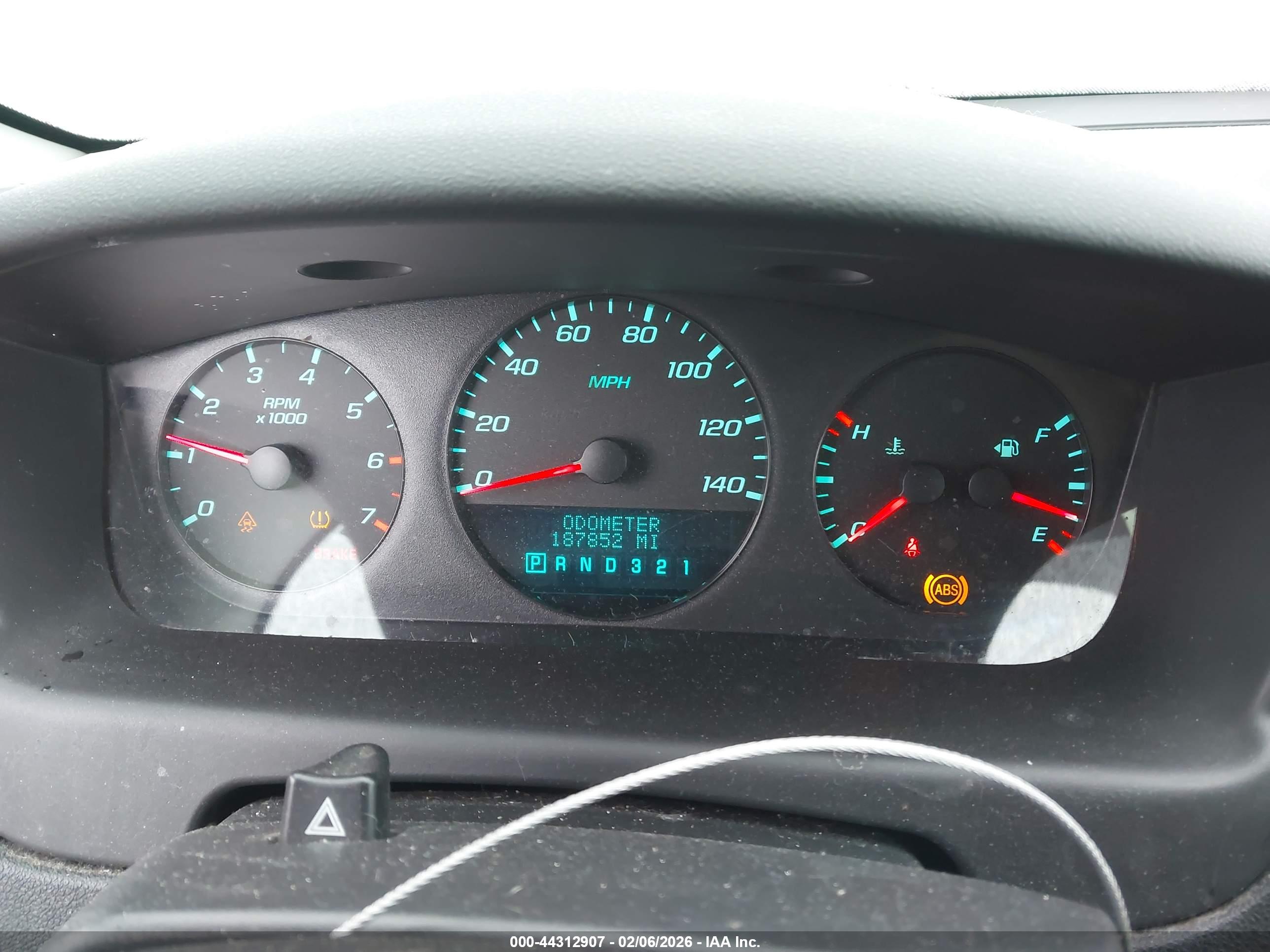 CHEVROLET IMPALA image 7