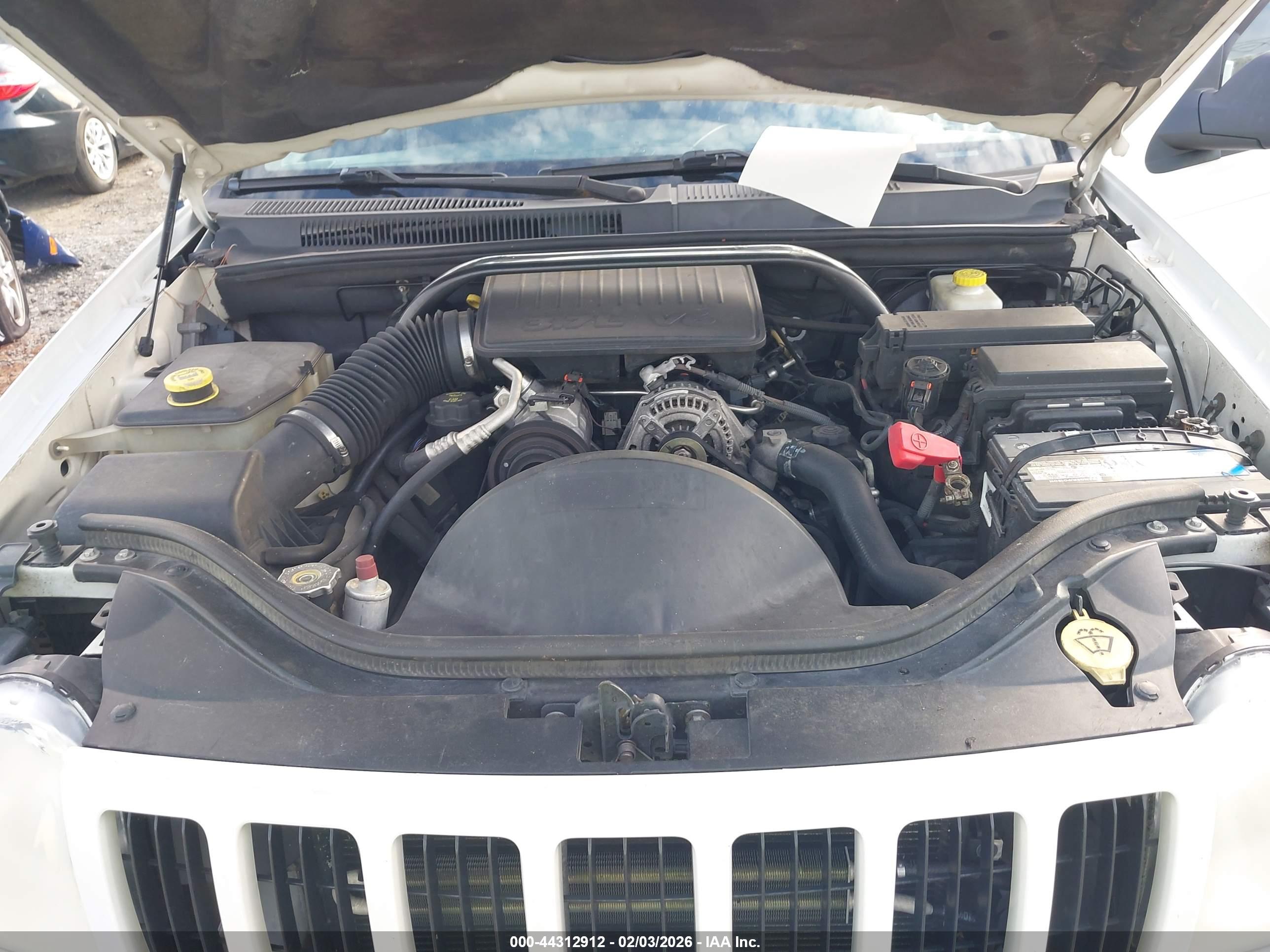 JEEP GRAND image 10