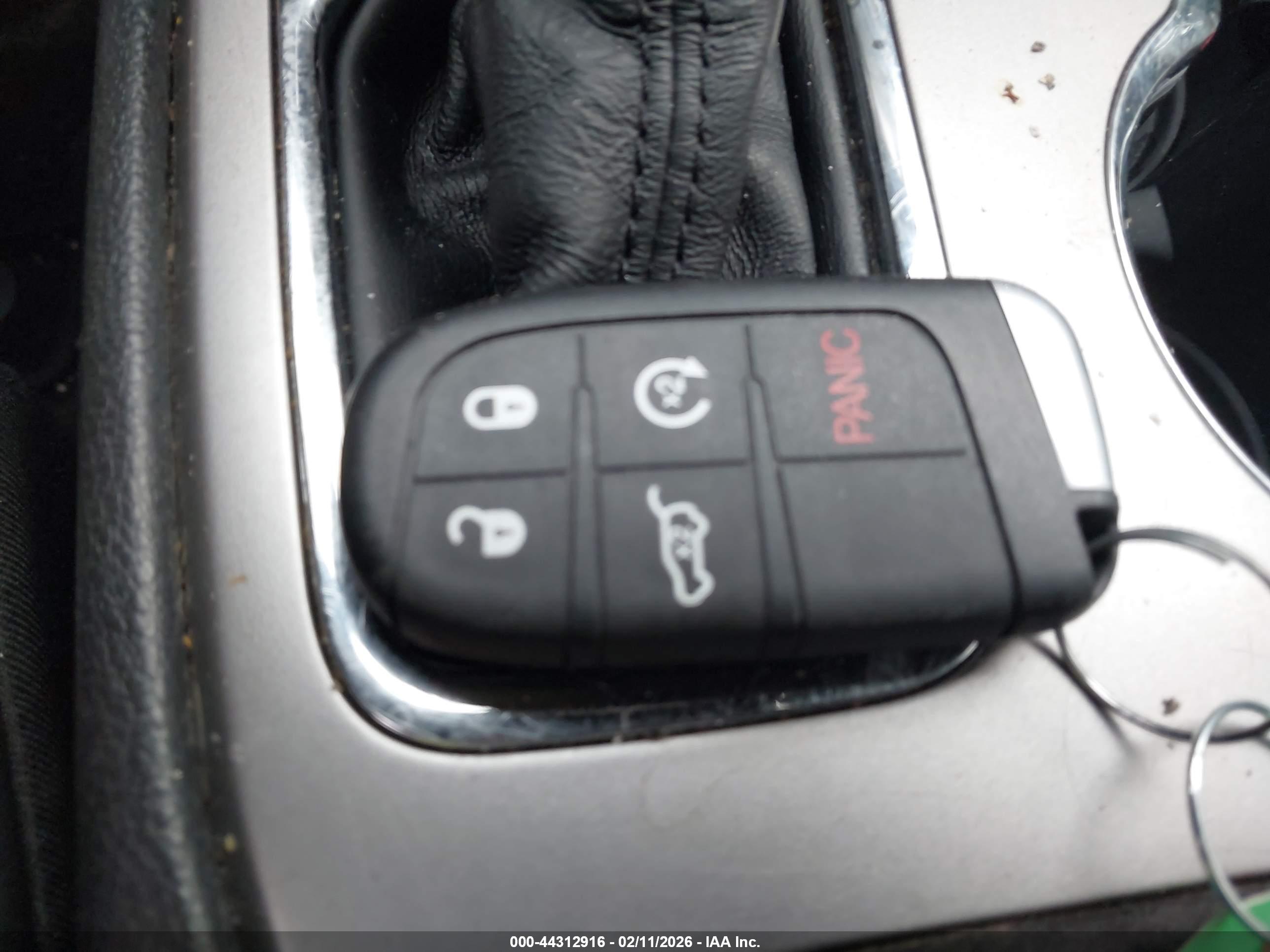 JEEP GRAND image 11