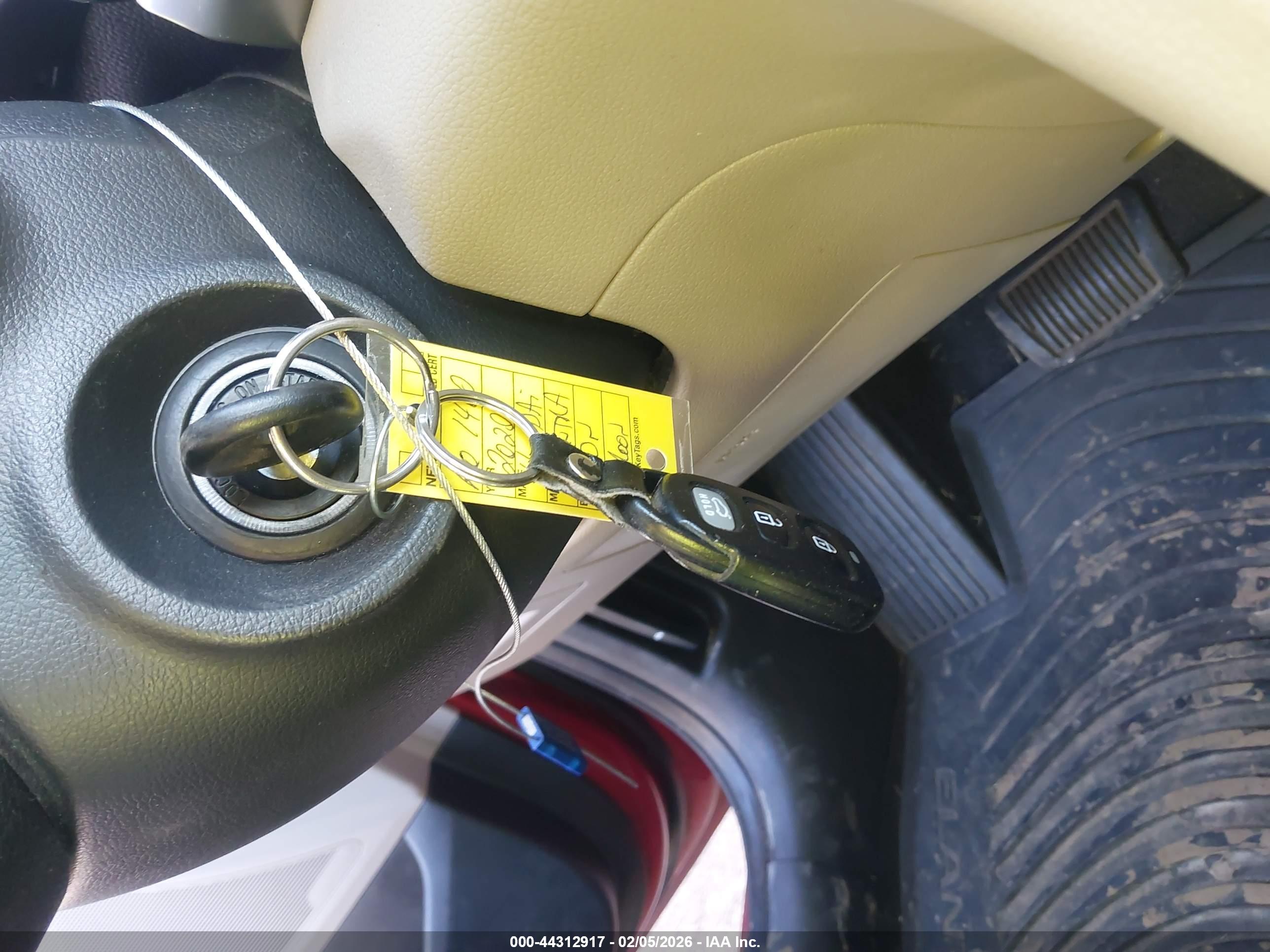 HYUNDAI ELANTRA image 11