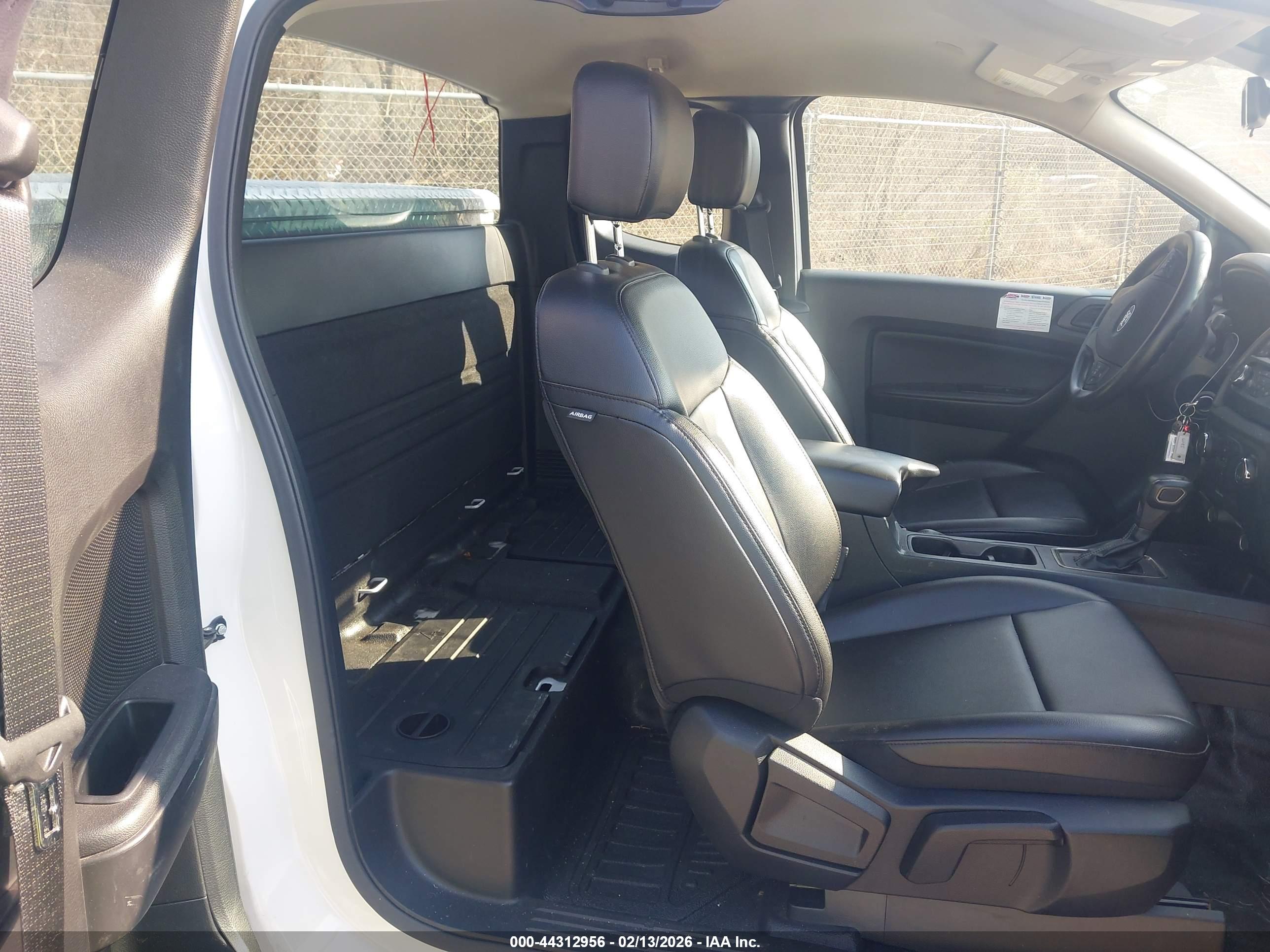 FORD RANGER image 8