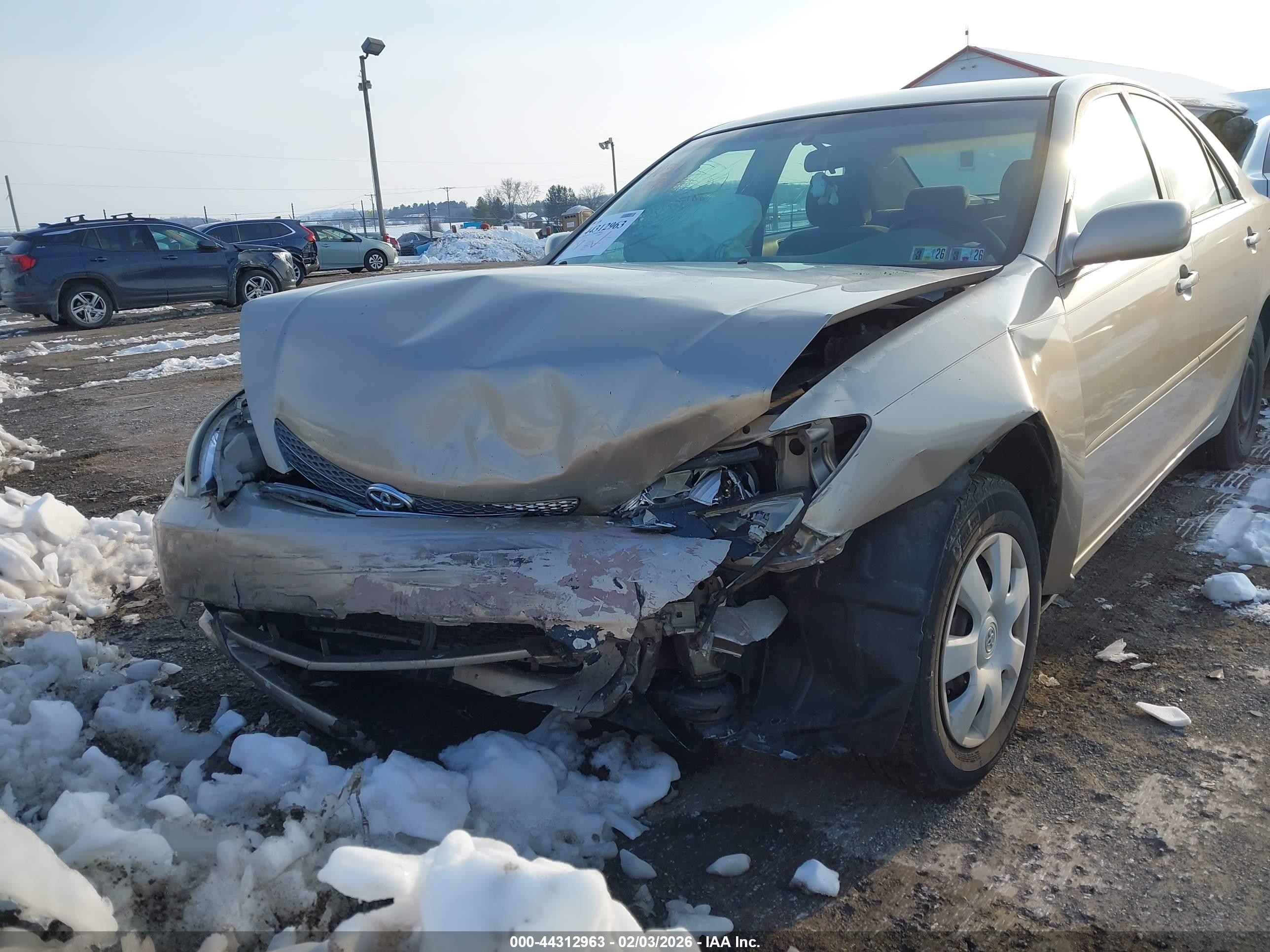 TOYOTA CAMRY image 6